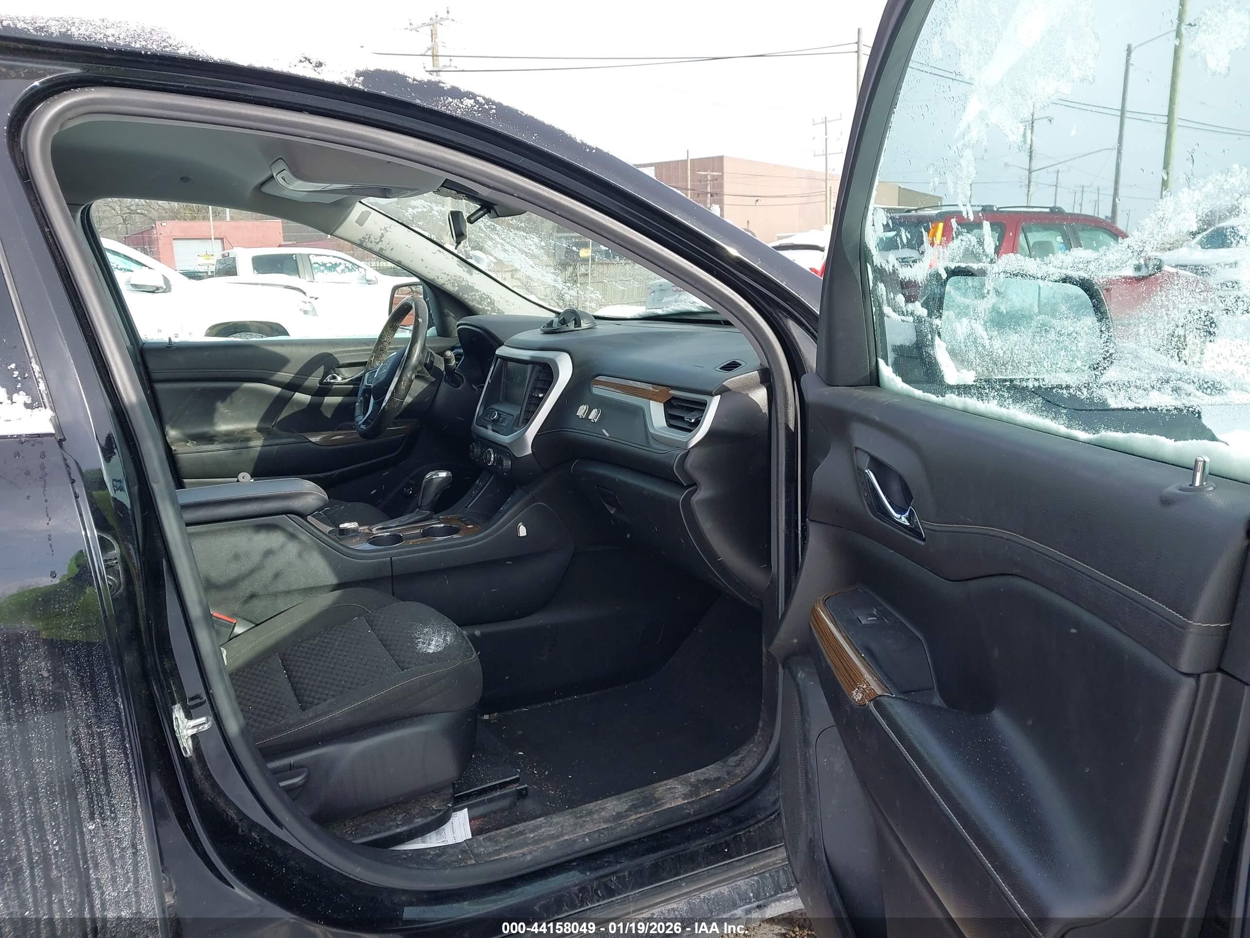 GMC ACADIA image 5