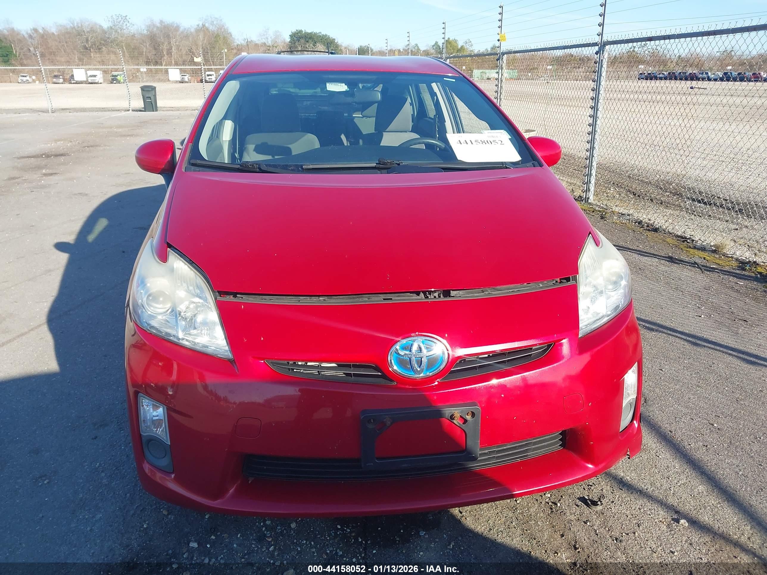 TOYOTA PRIUS image 6