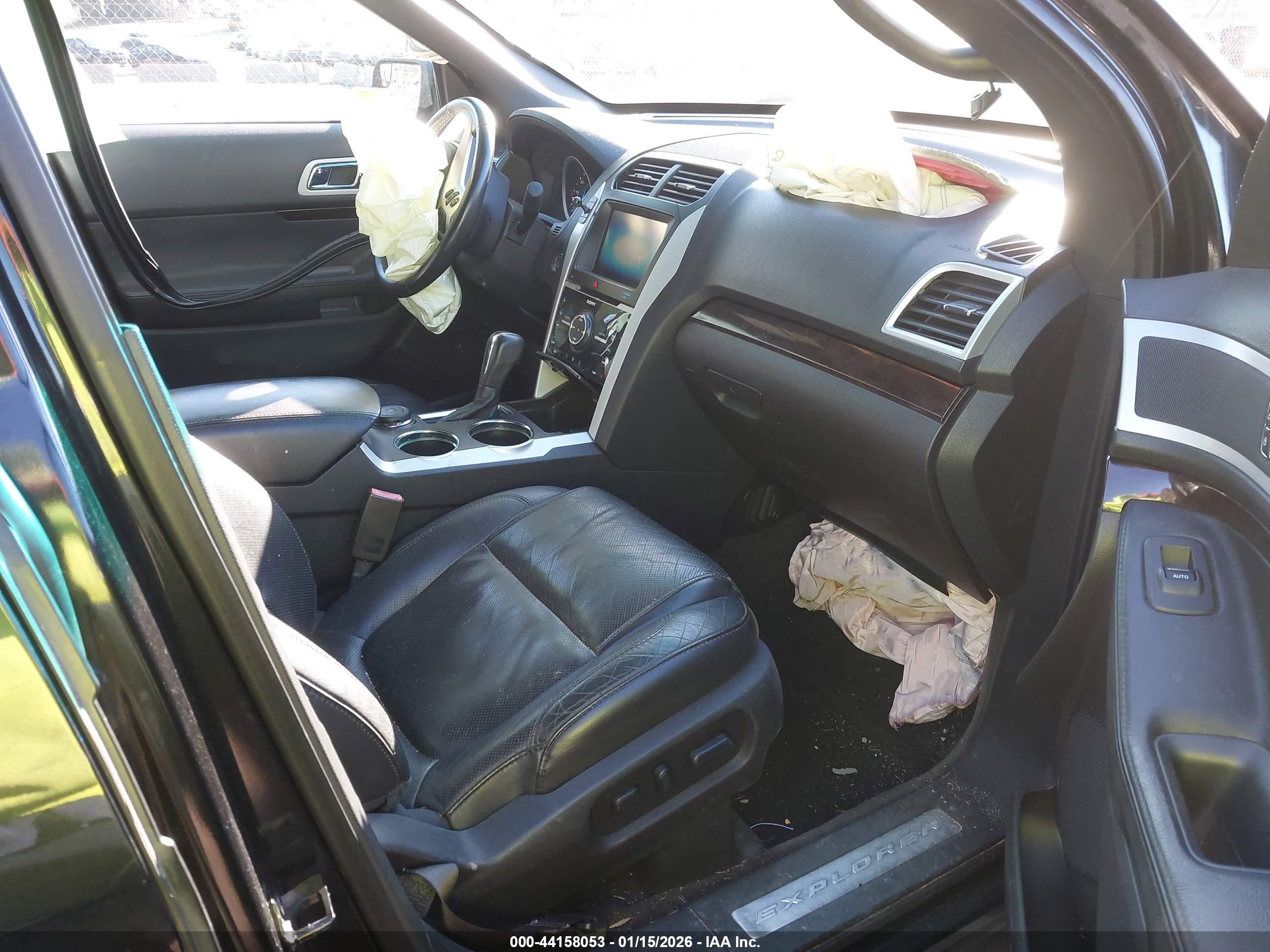 FORD EXPLORER image 5