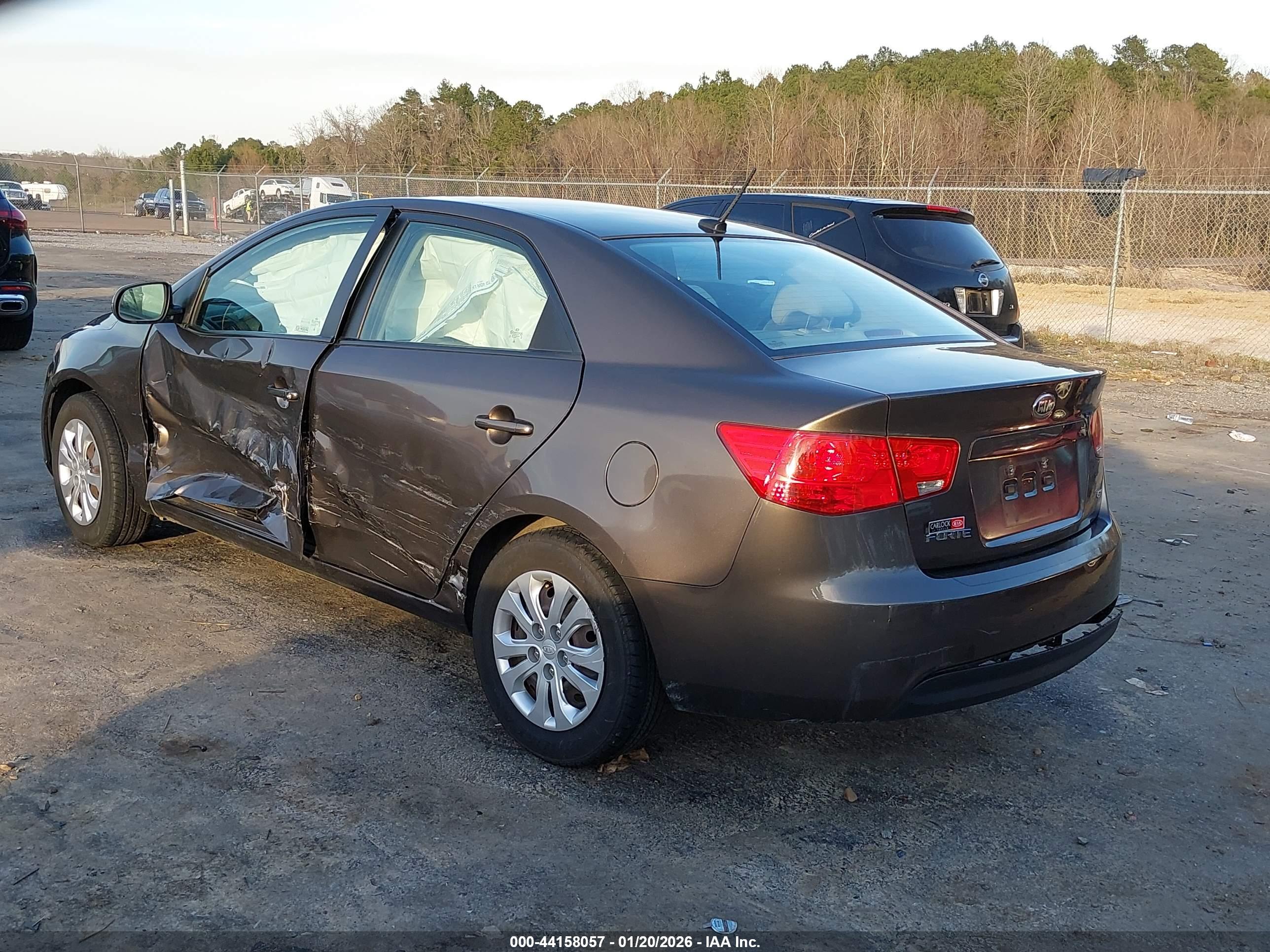 KIA FORTE image 3