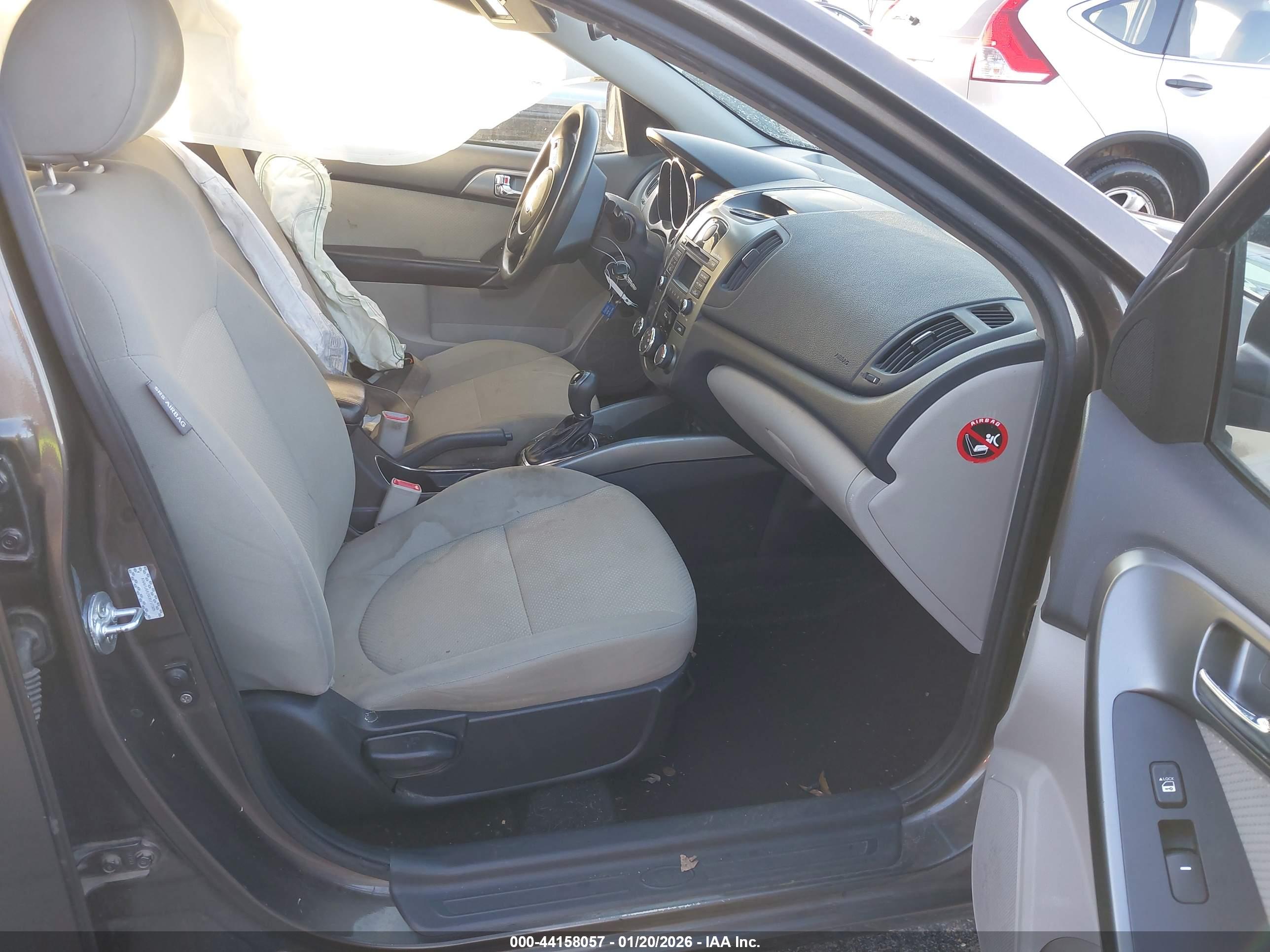 KIA FORTE image 5