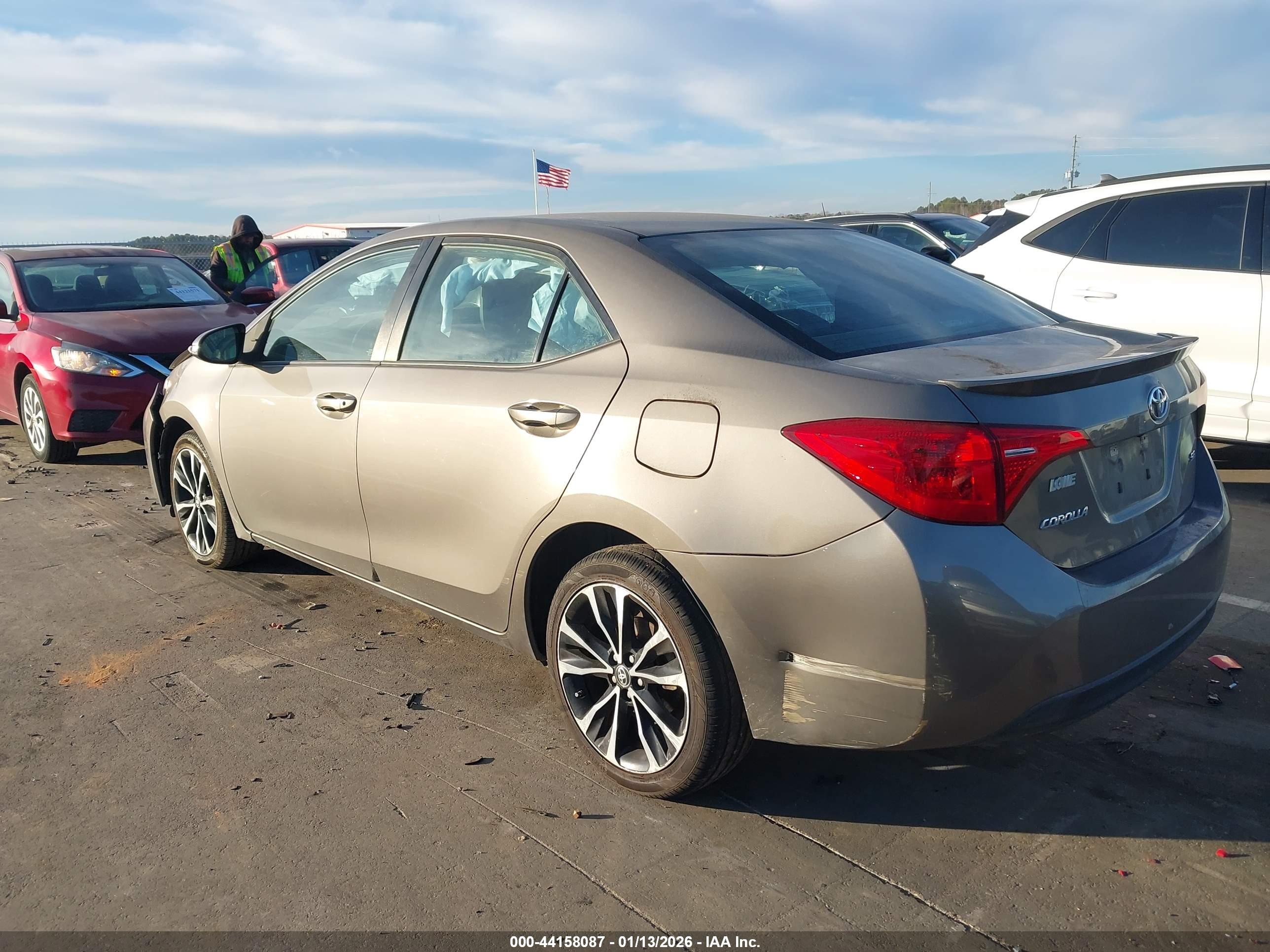 TOYOTA COROLLA image 3