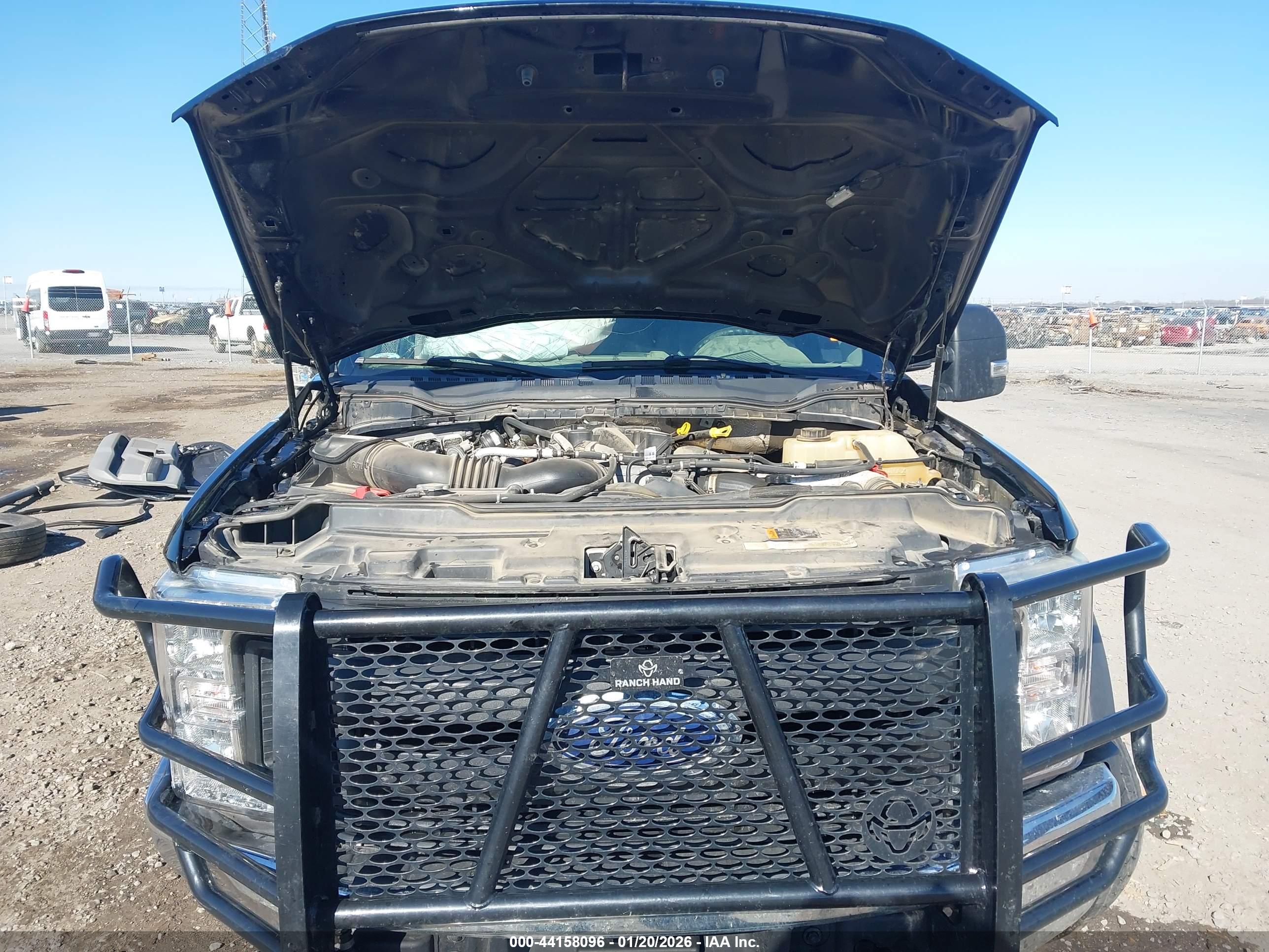 FORD F-450 image 10