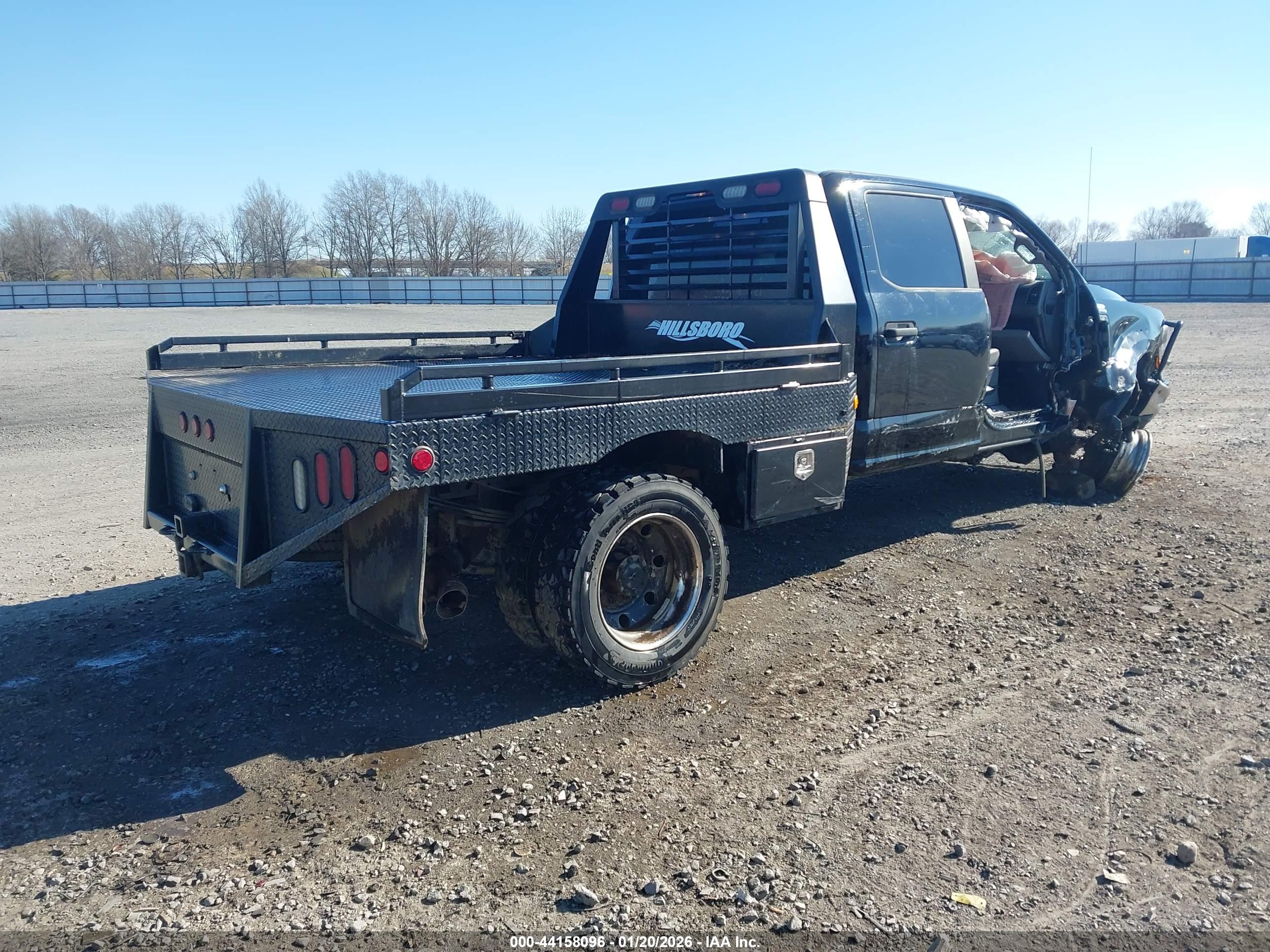 FORD F-450 image 4