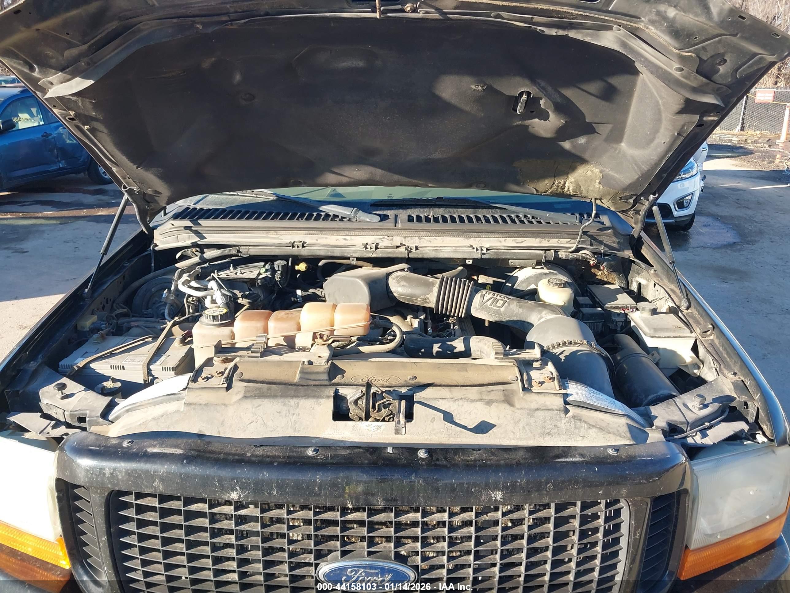 FORD EXCURSION image 10