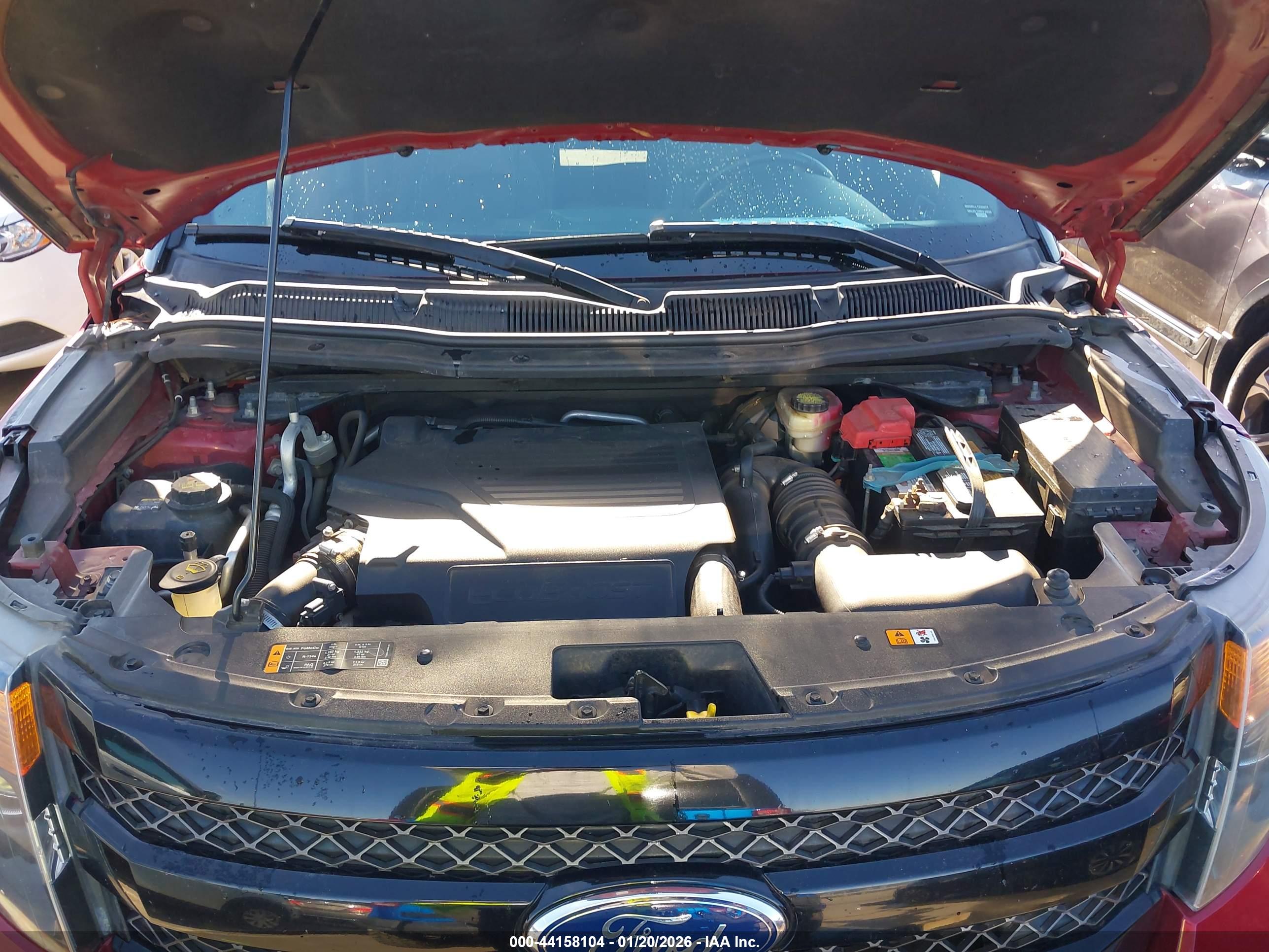 FORD EXPLORER image 10