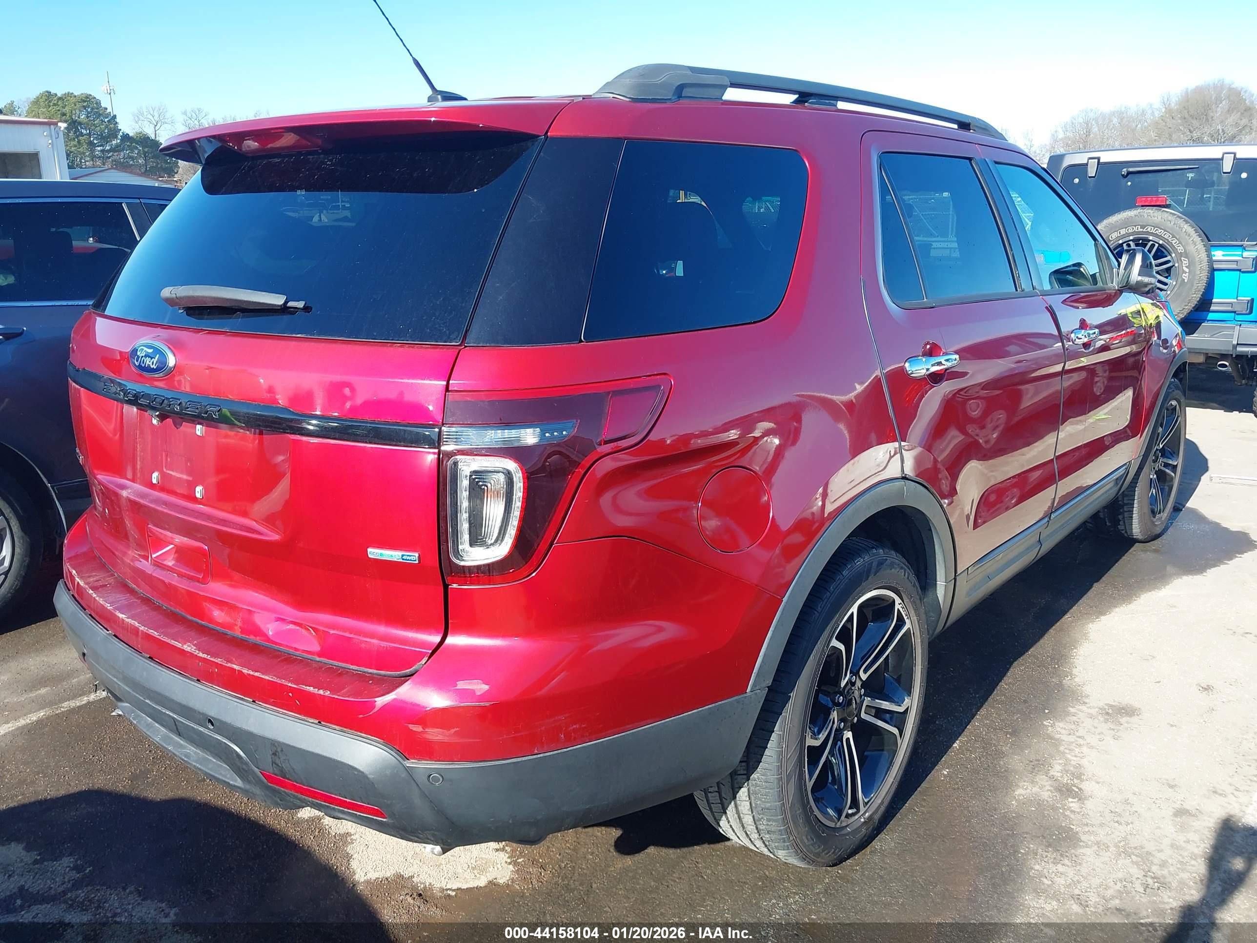 FORD EXPLORER image 4