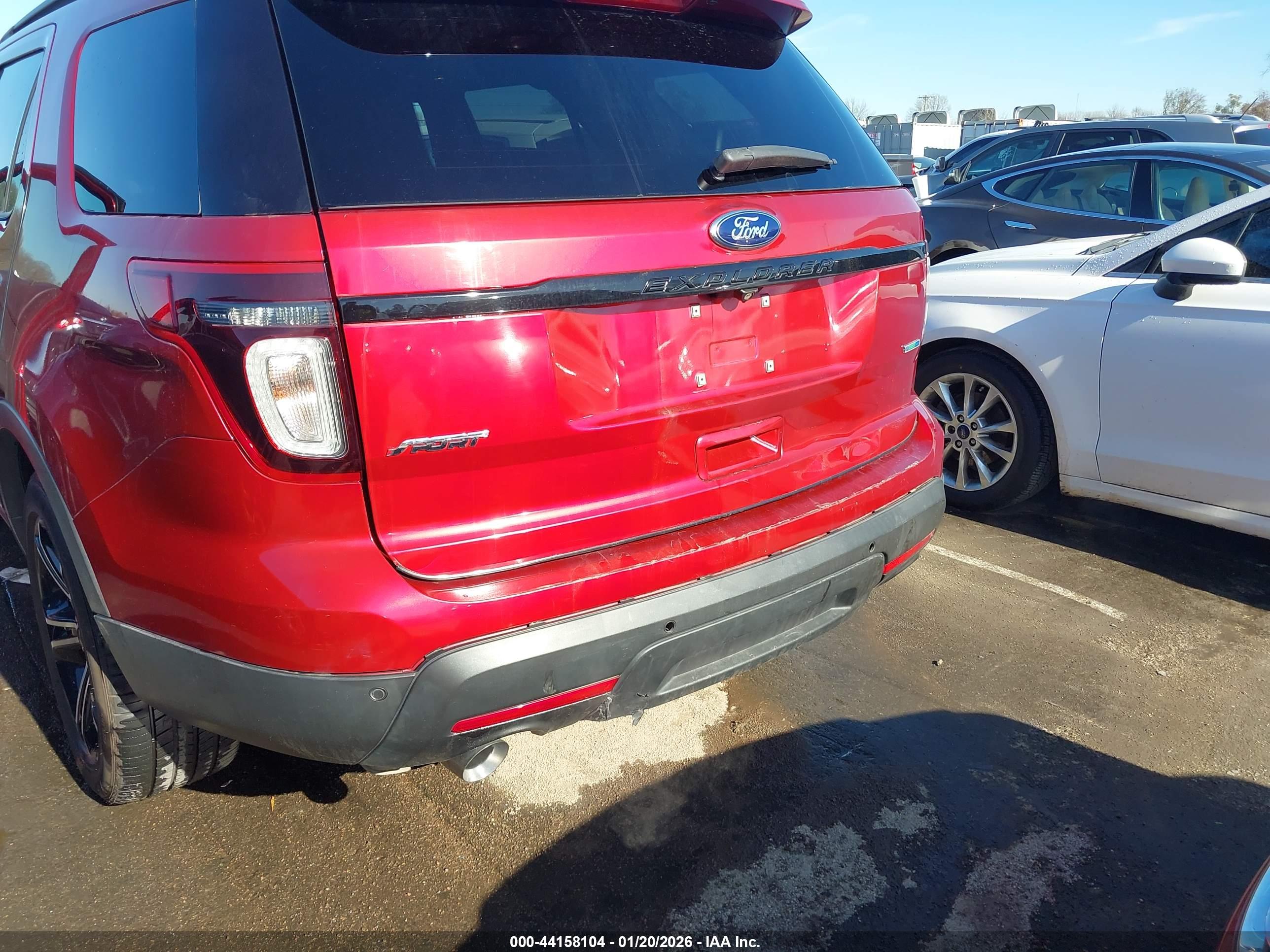 FORD EXPLORER image 6