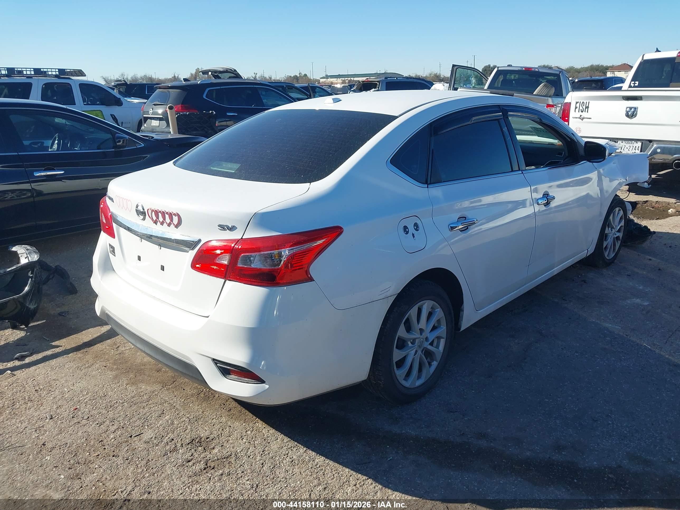 NISSAN SENTRA image 4