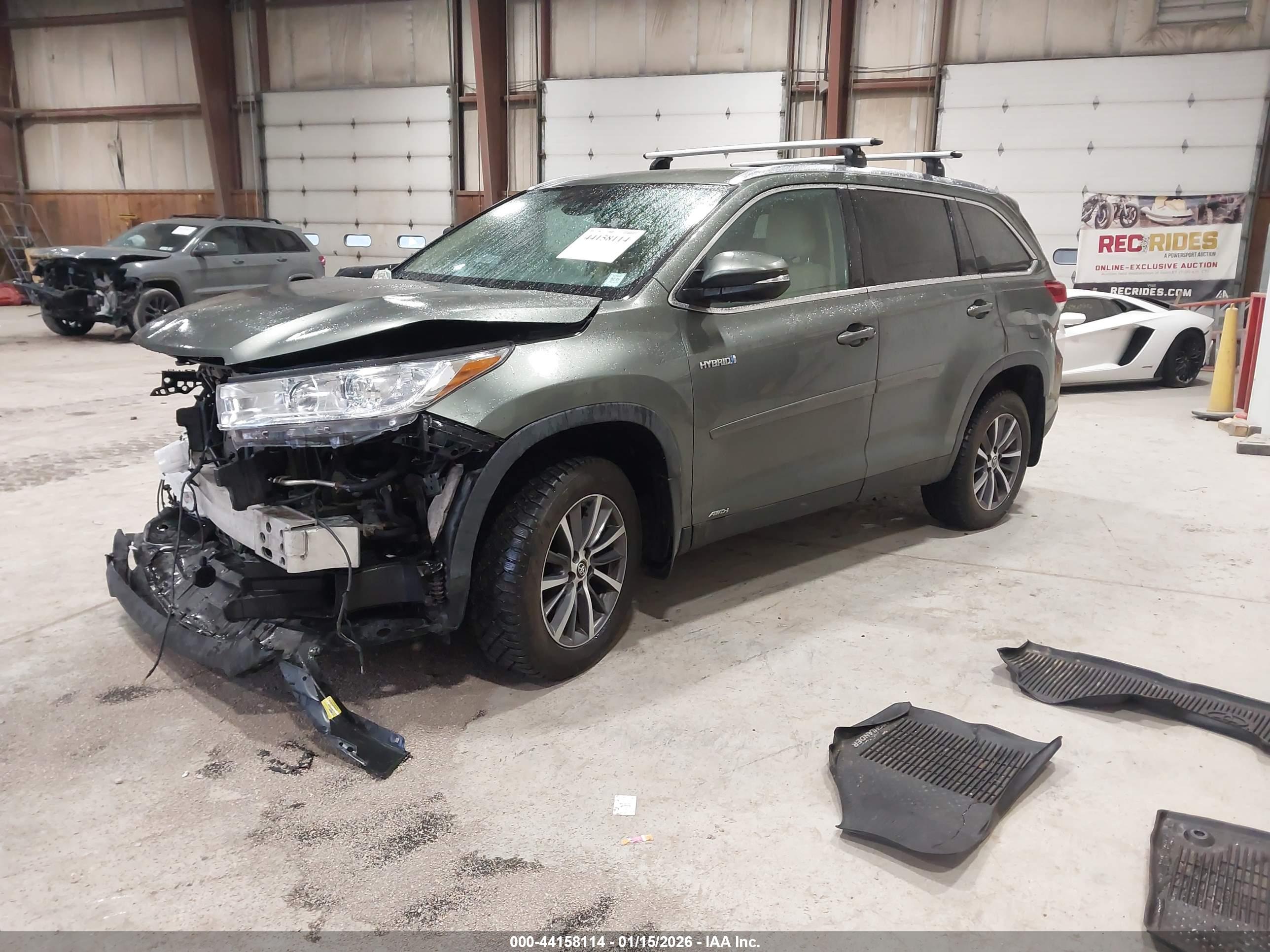 TOYOTA HIGHLANDER image 2