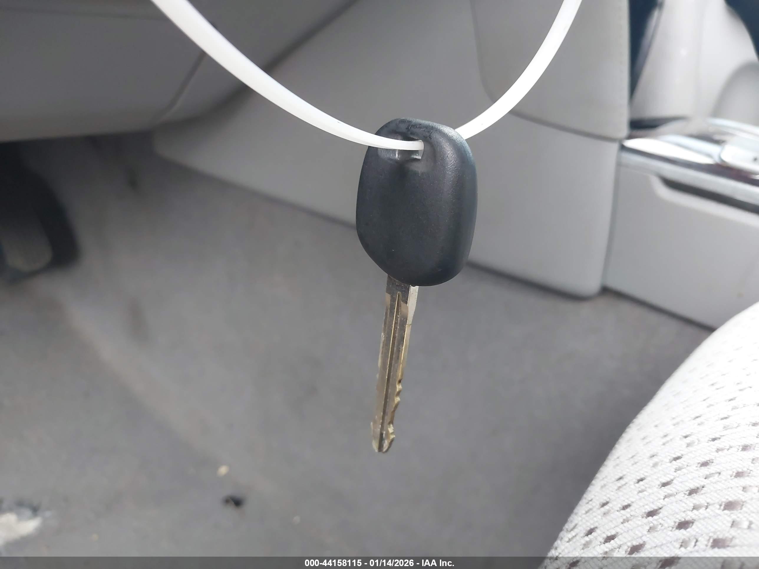 TOYOTA CAMRY image 11