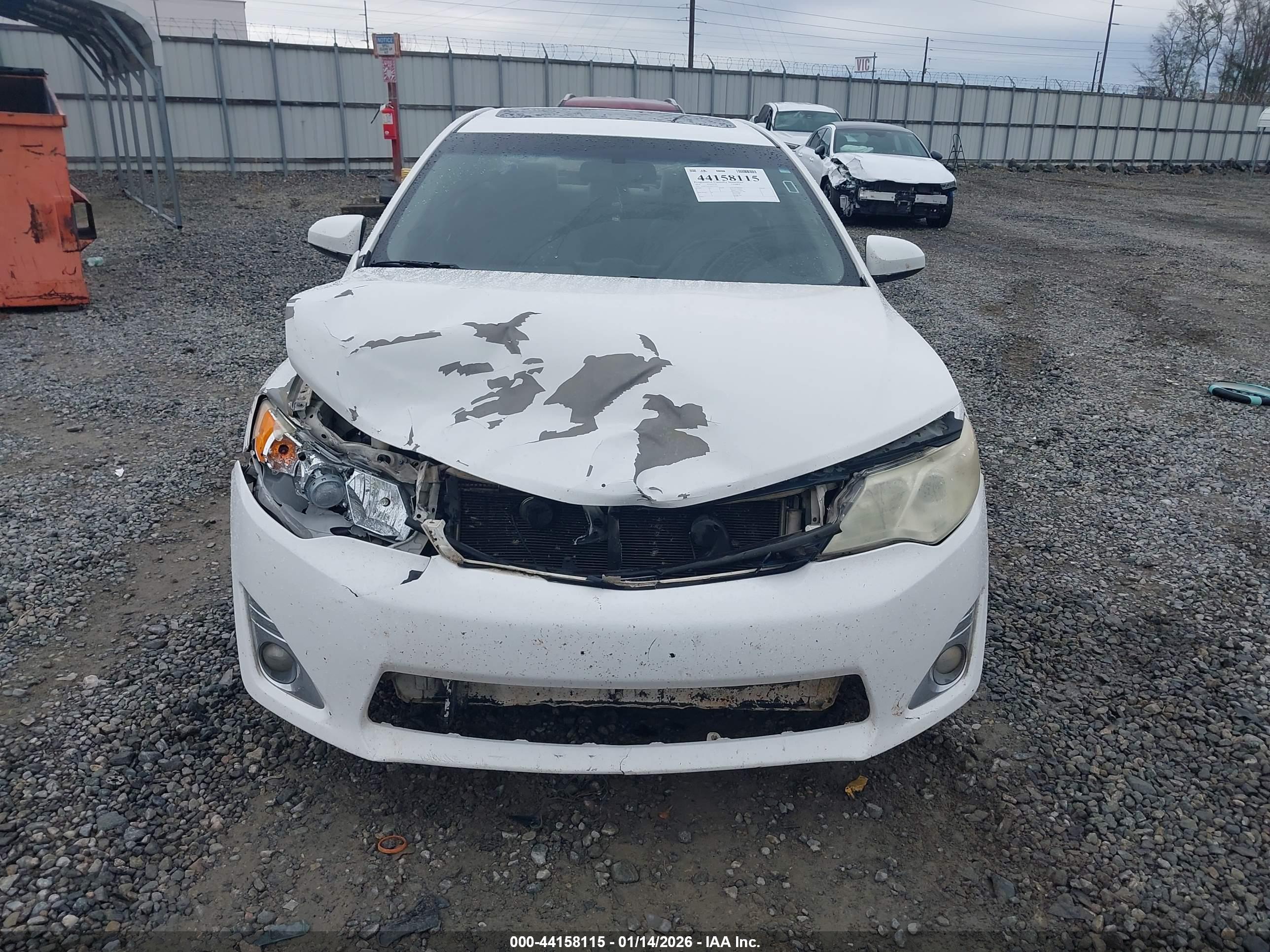 TOYOTA CAMRY image 6