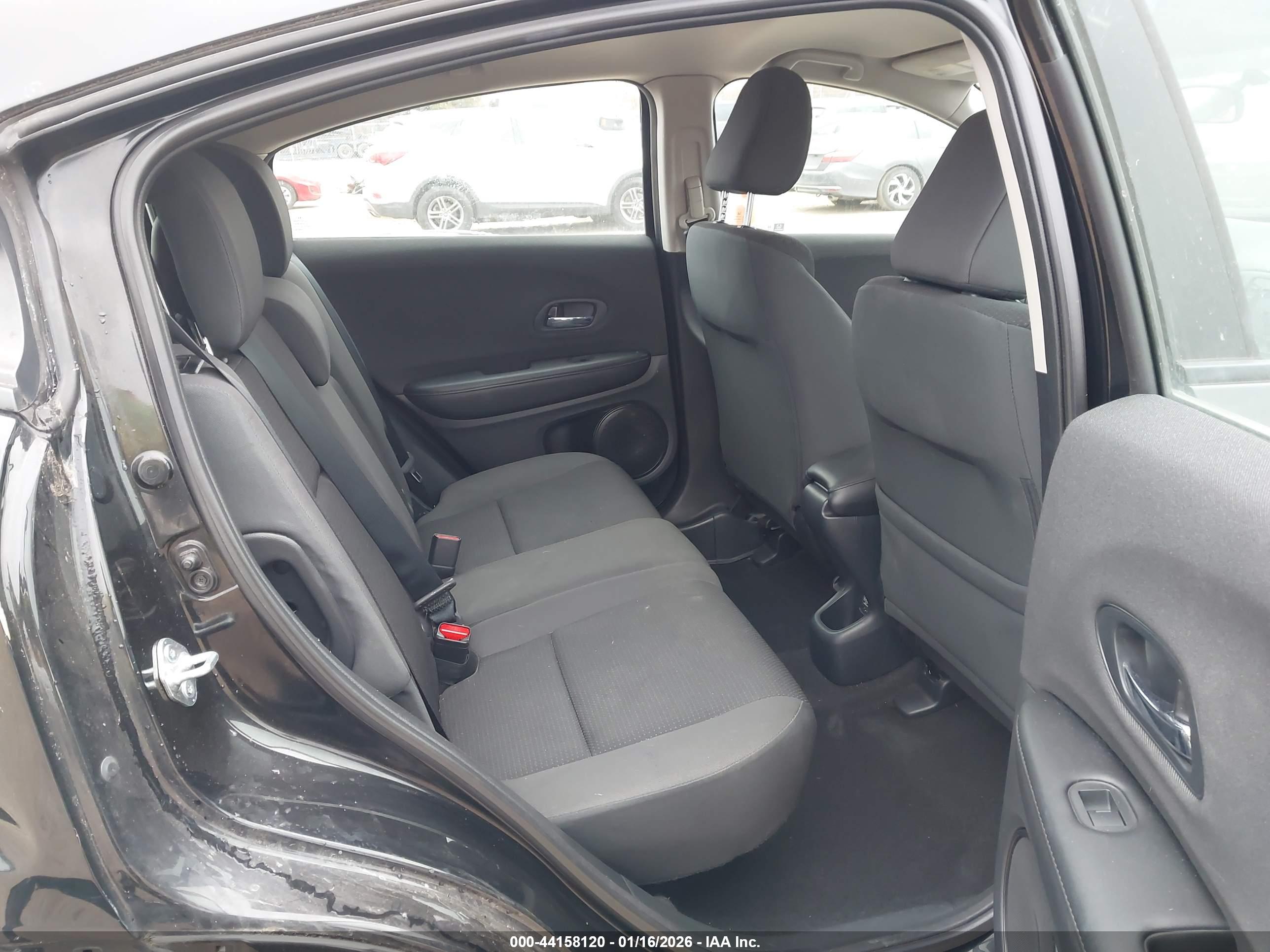 HONDA HR-V image 8