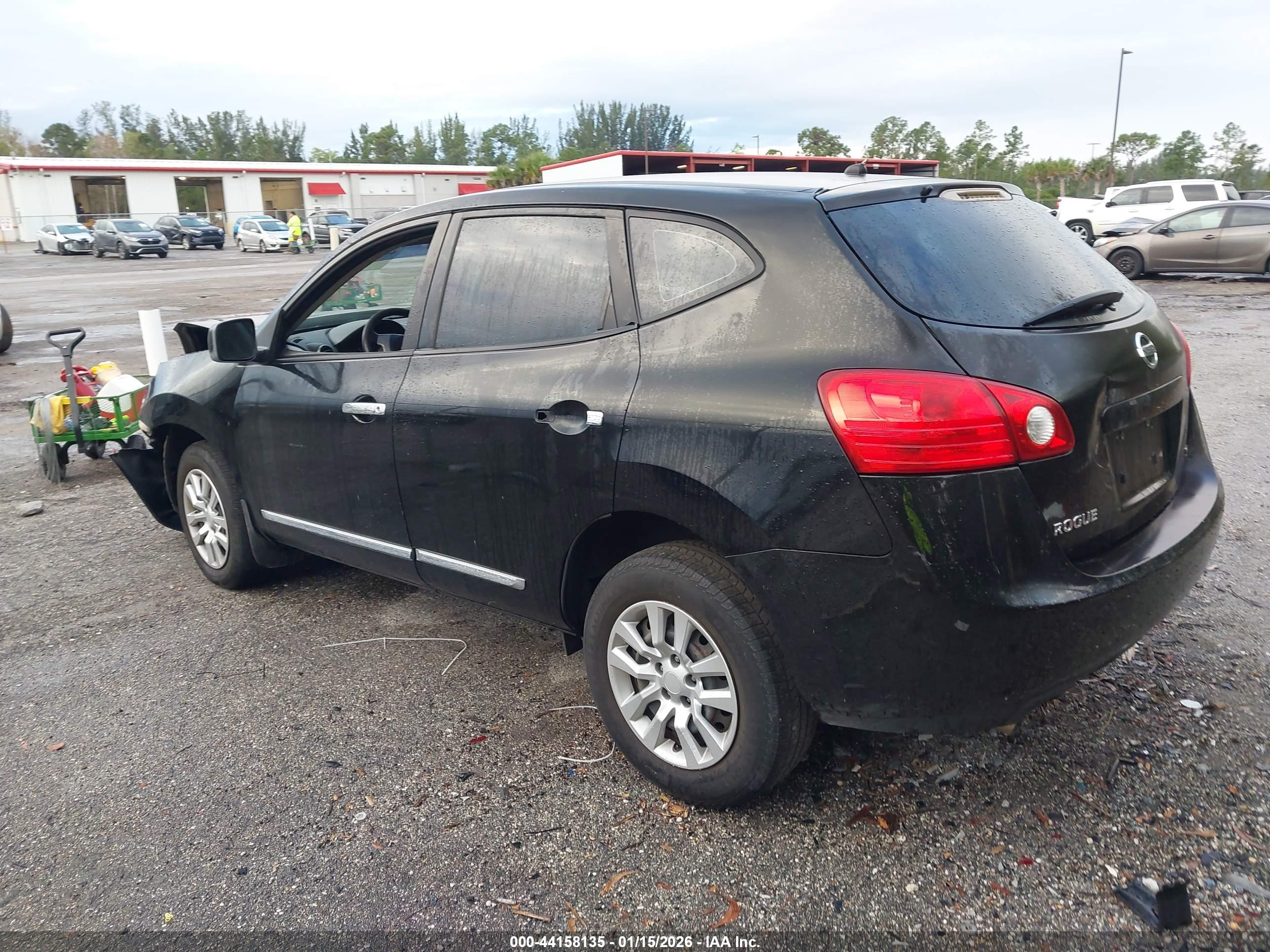 NISSAN ROGUE image 3