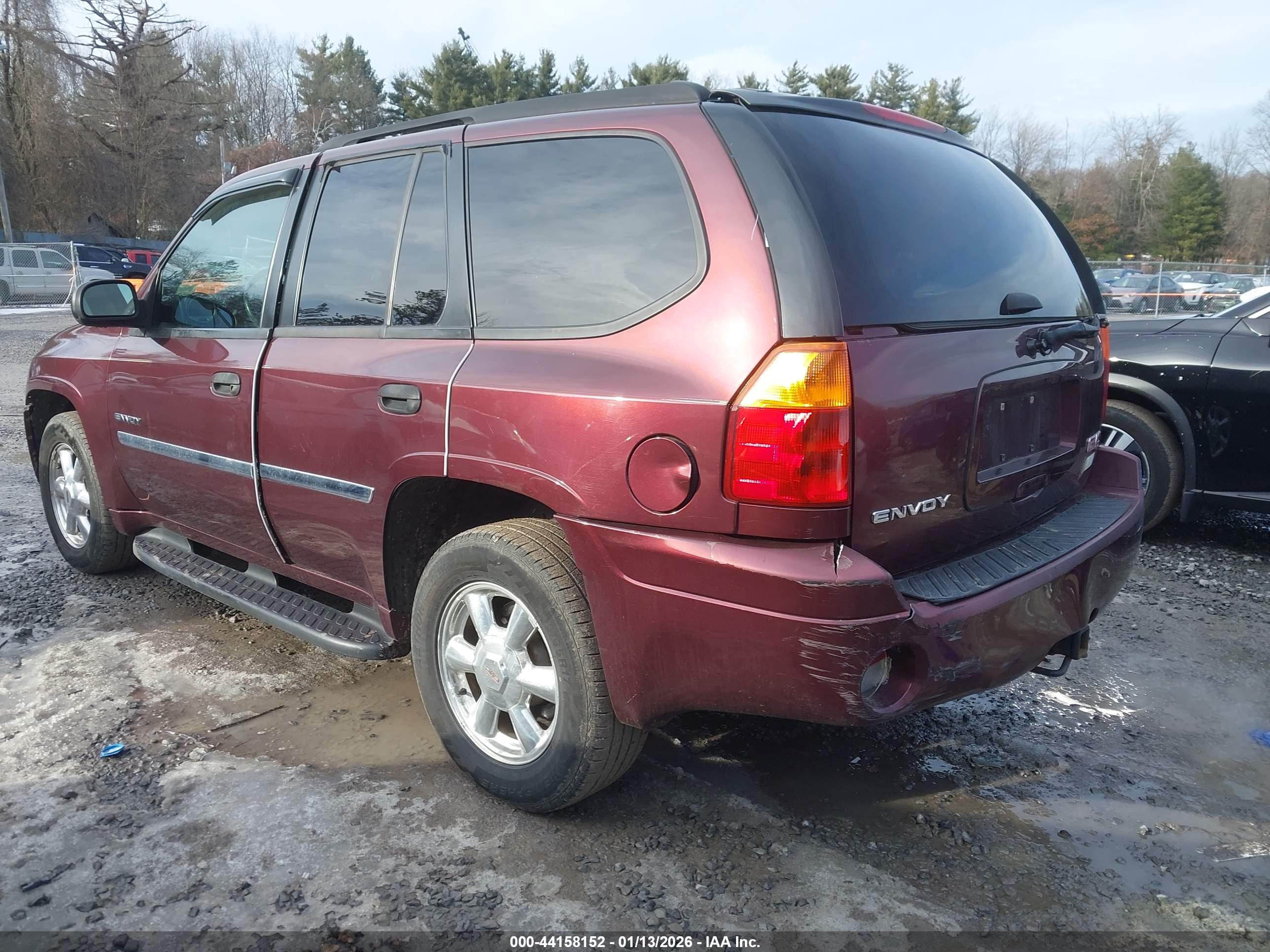 GMC ENVOY image 3
