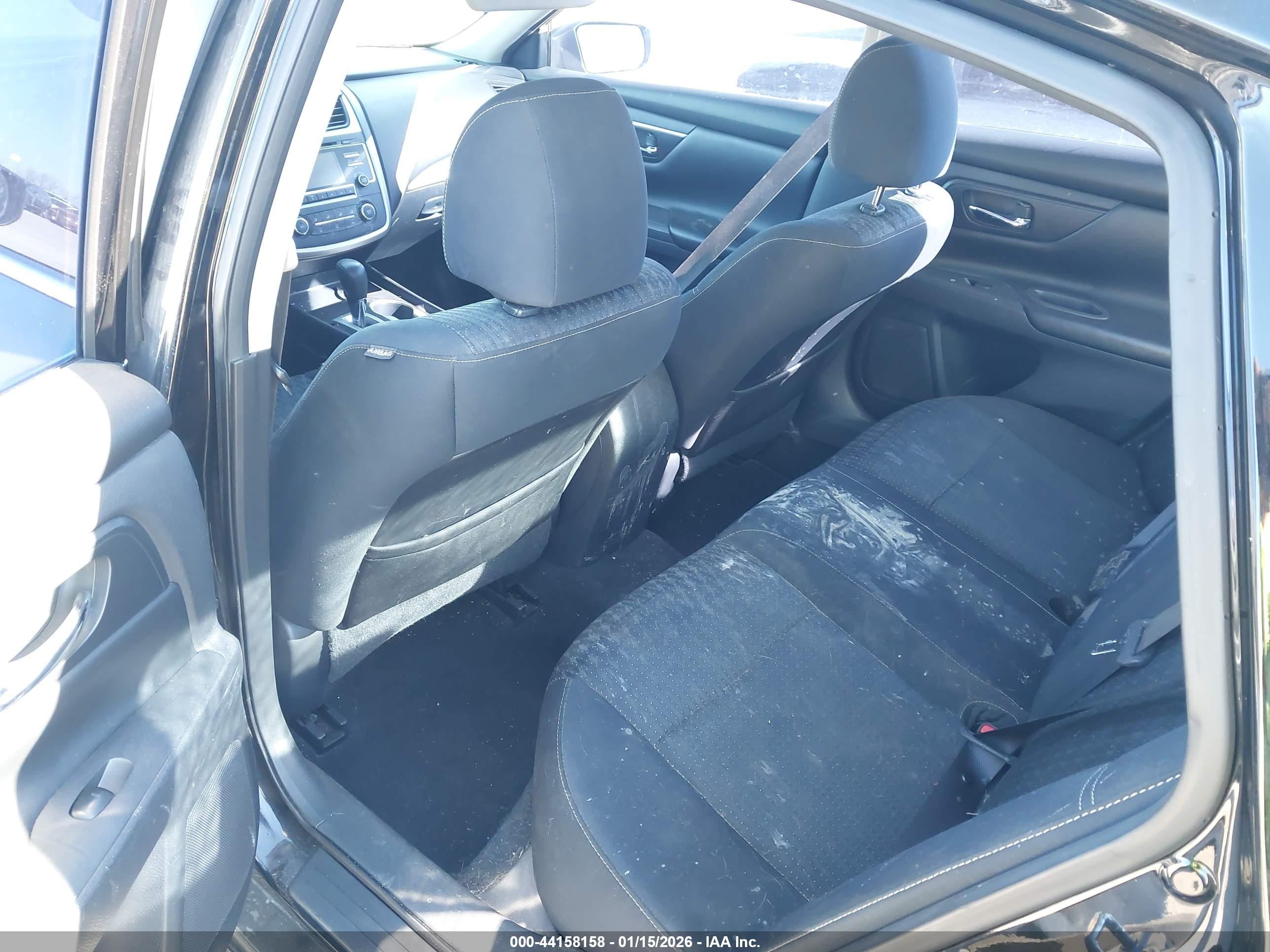 NISSAN ALTIMA image 8