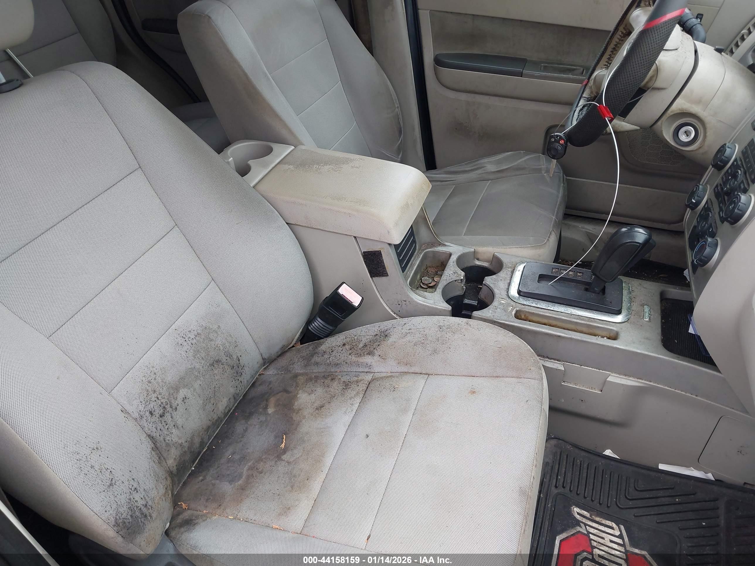 FORD ESCAPE image 5