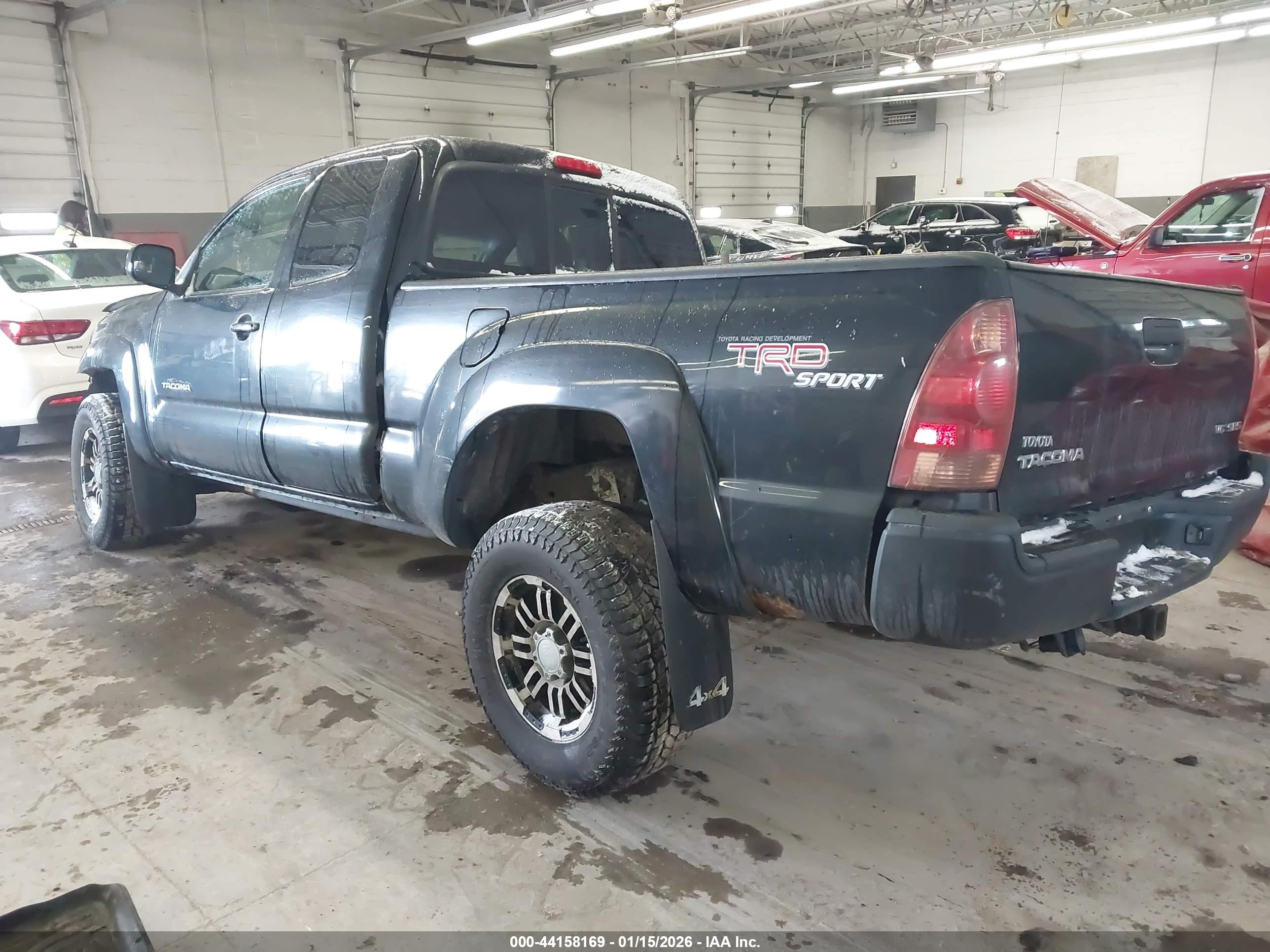 TOYOTA TACOMA image 3