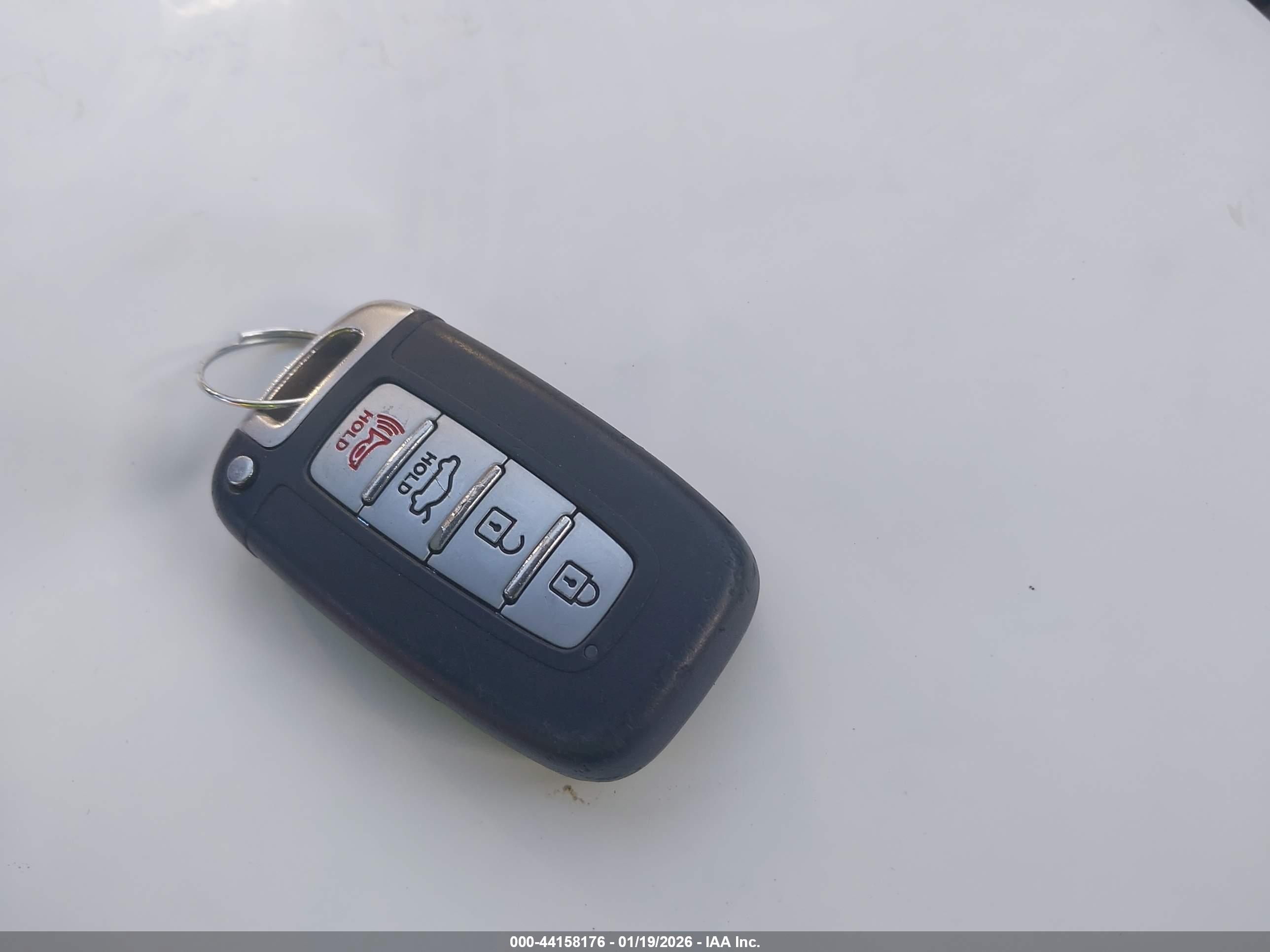 HYUNDAI SONATA image 11