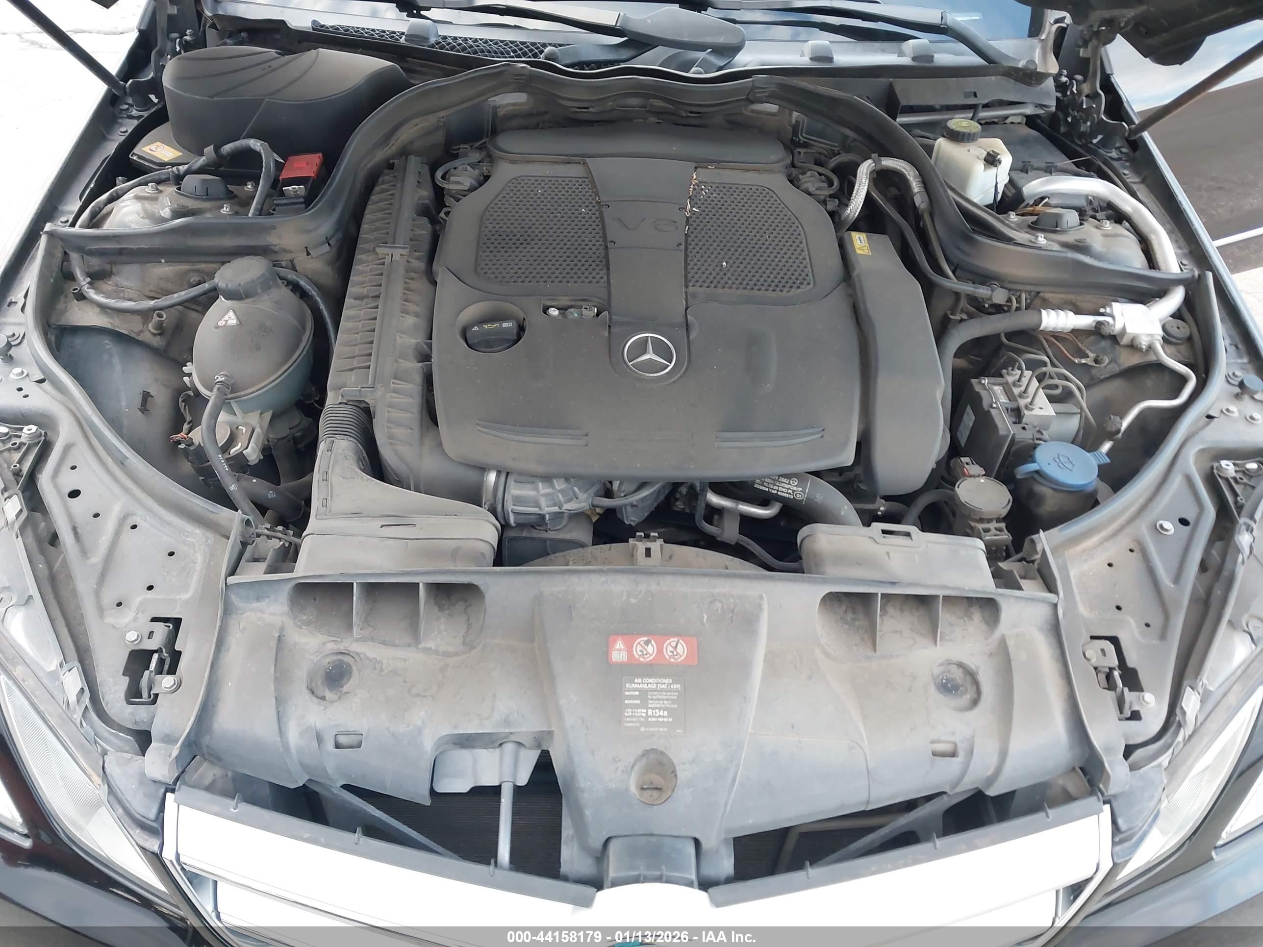 MERCEDES-BENZ E image 10