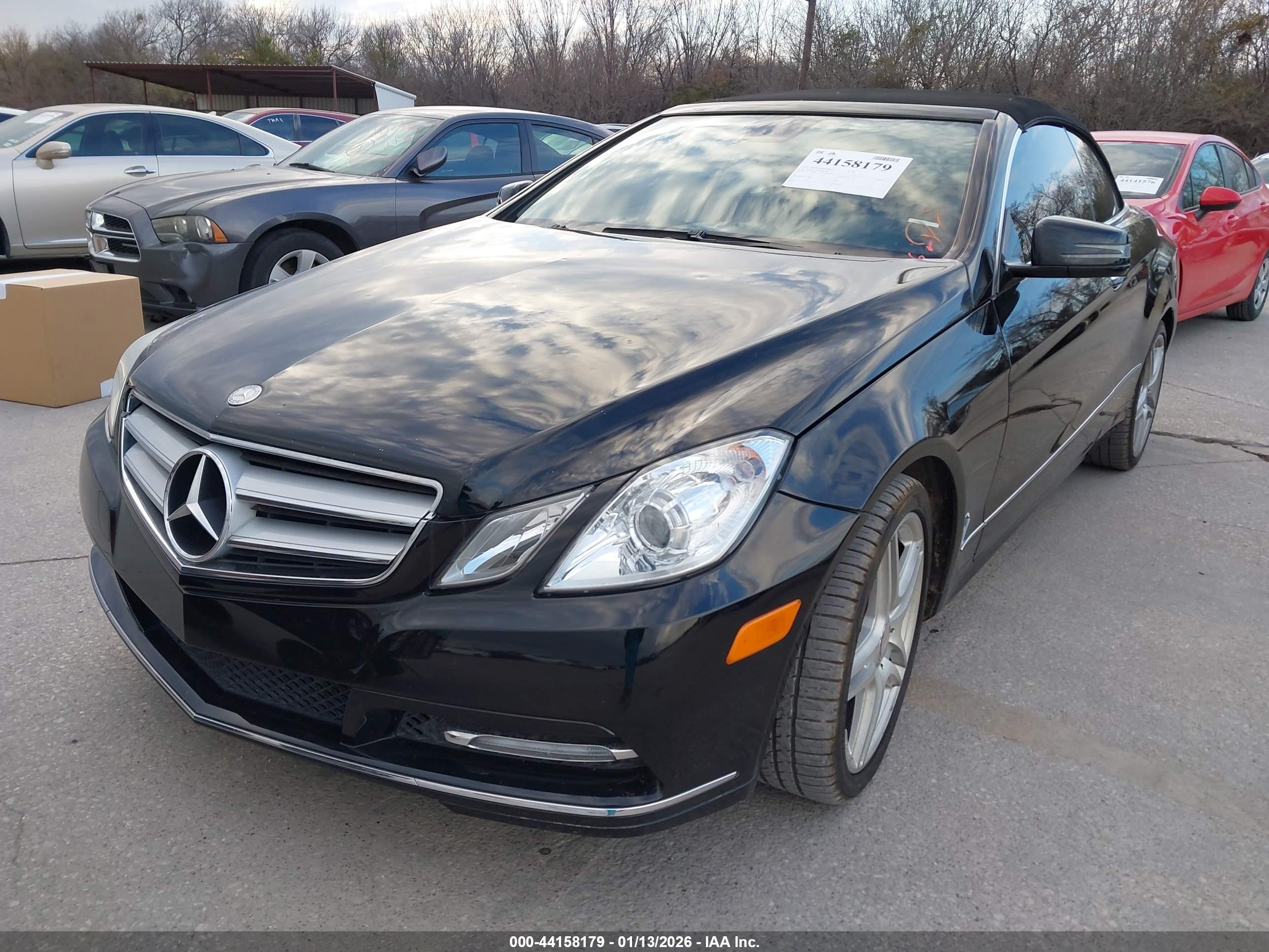 MERCEDES-BENZ E image 2