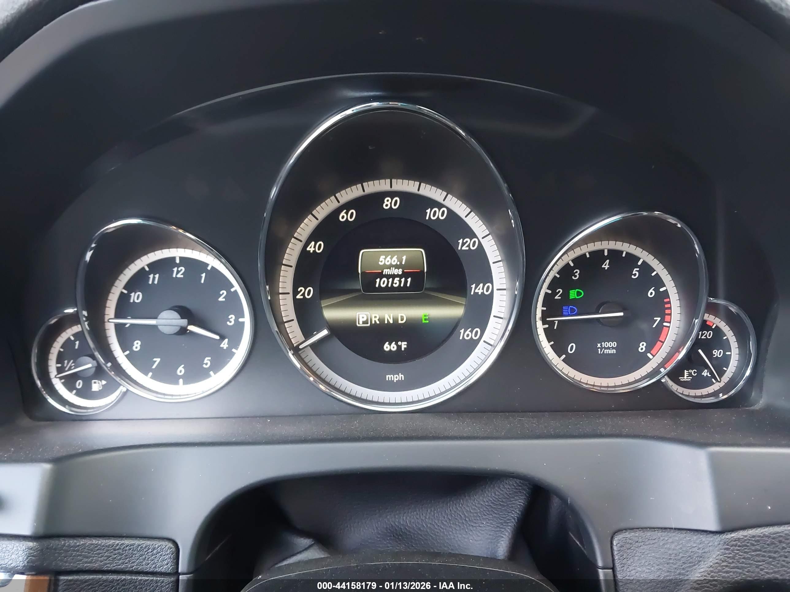 MERCEDES-BENZ E image 7