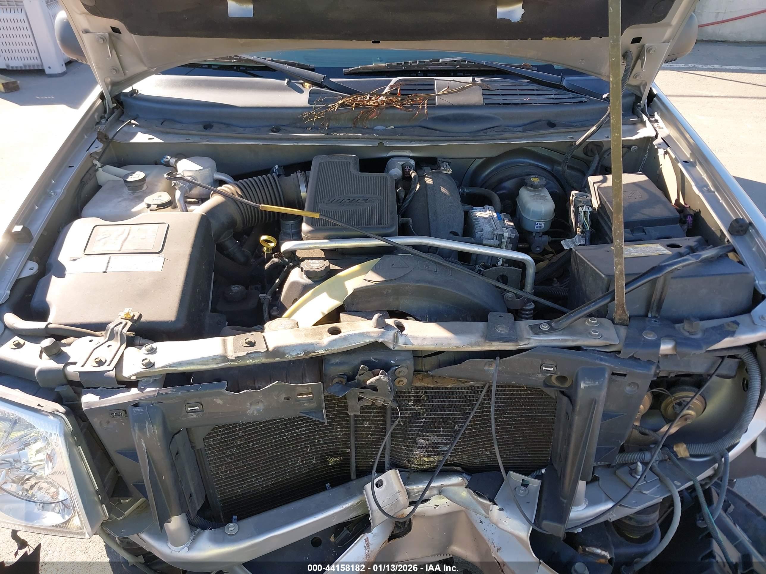 GMC ENVOY image 10