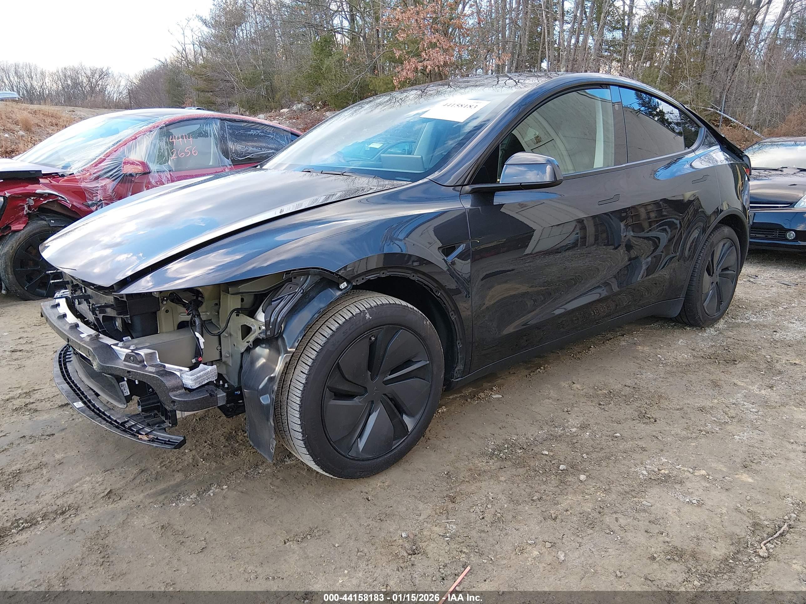 TESLA MODEL image 2