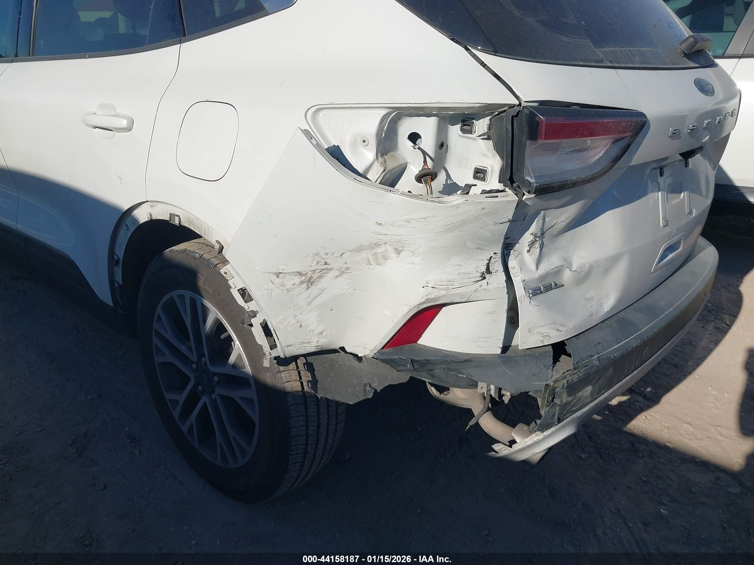 FORD ESCAPE image 6