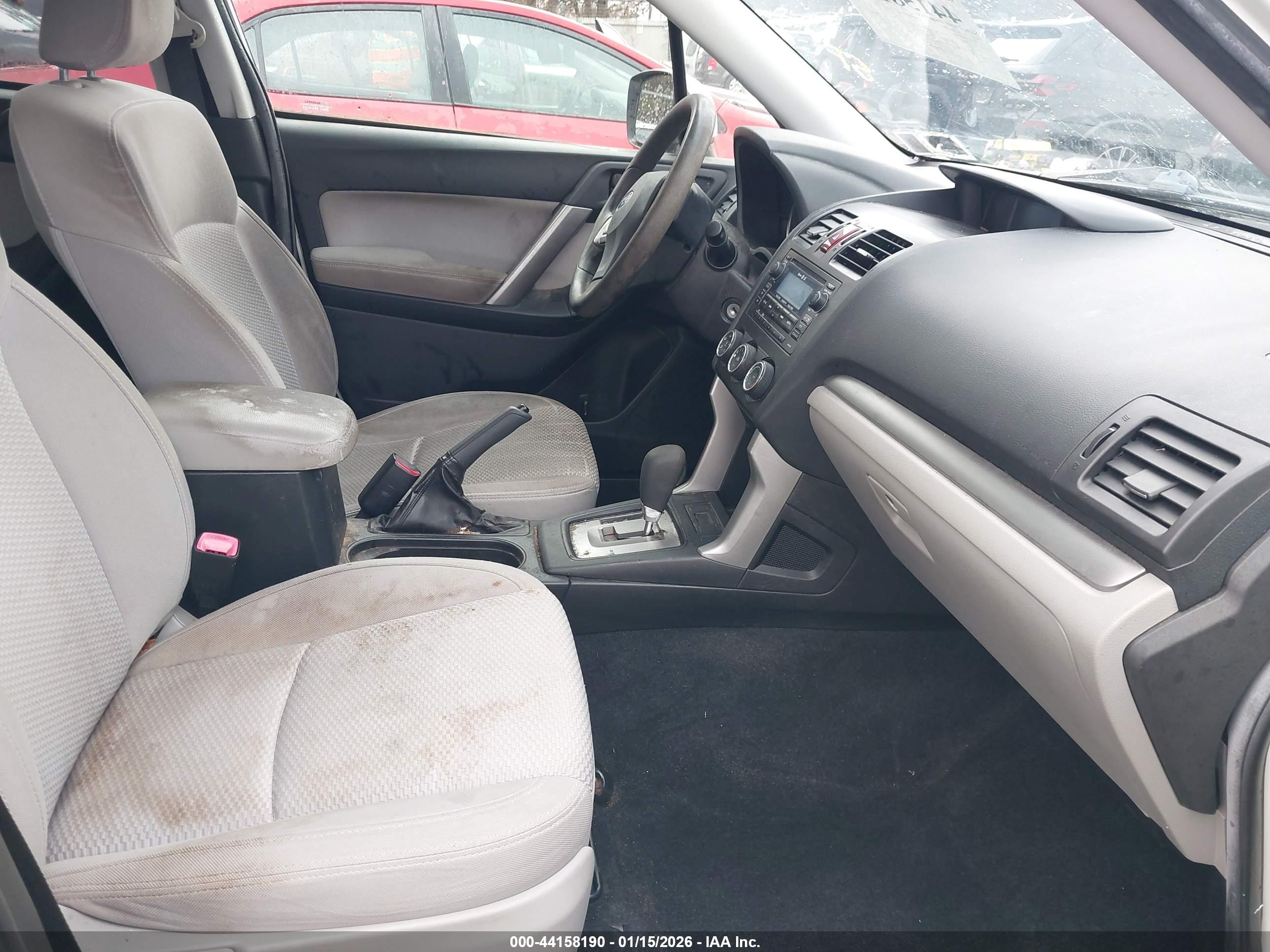 SUBARU FORESTER image 5