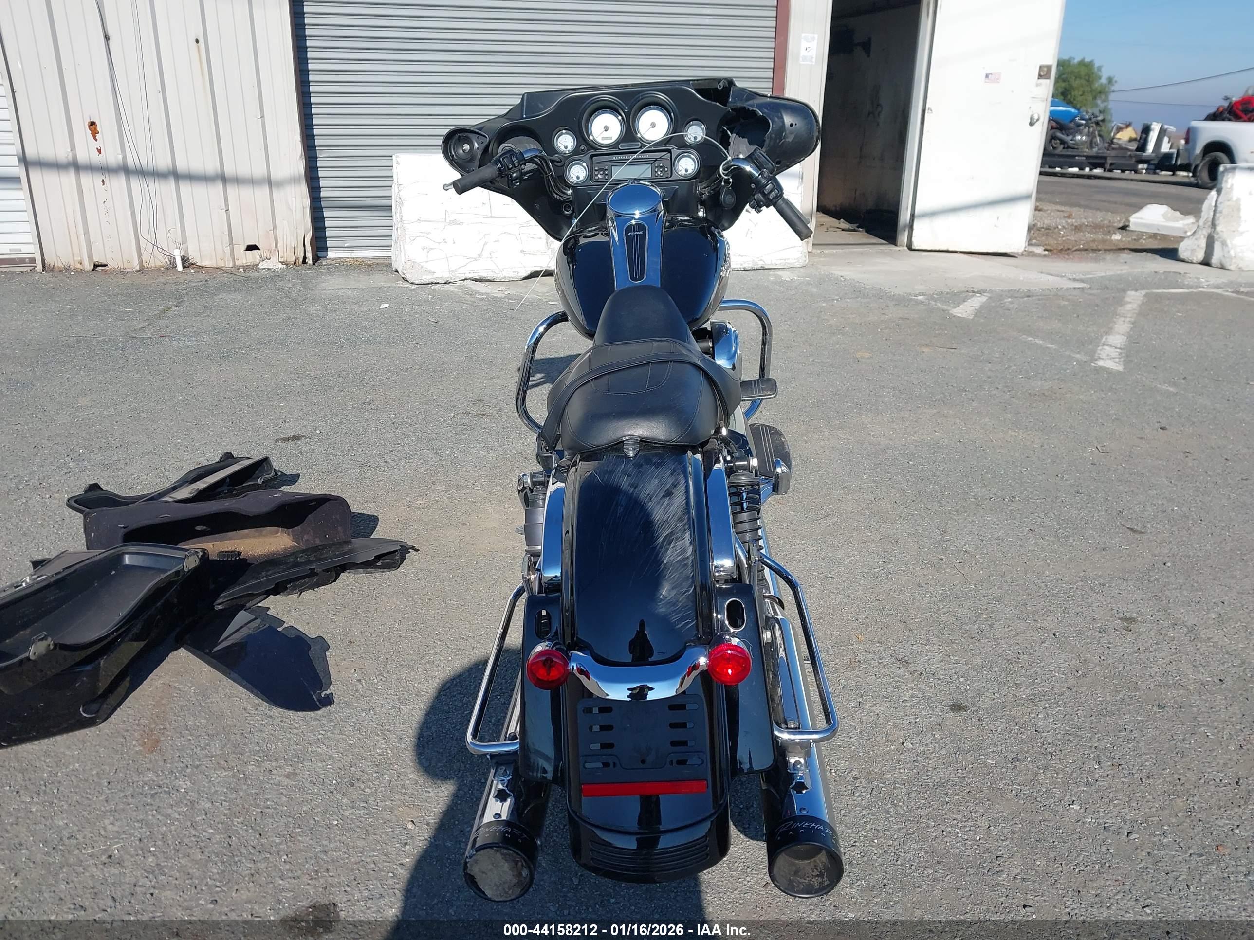 HARLEY-DAVIDSON FLHX image 6