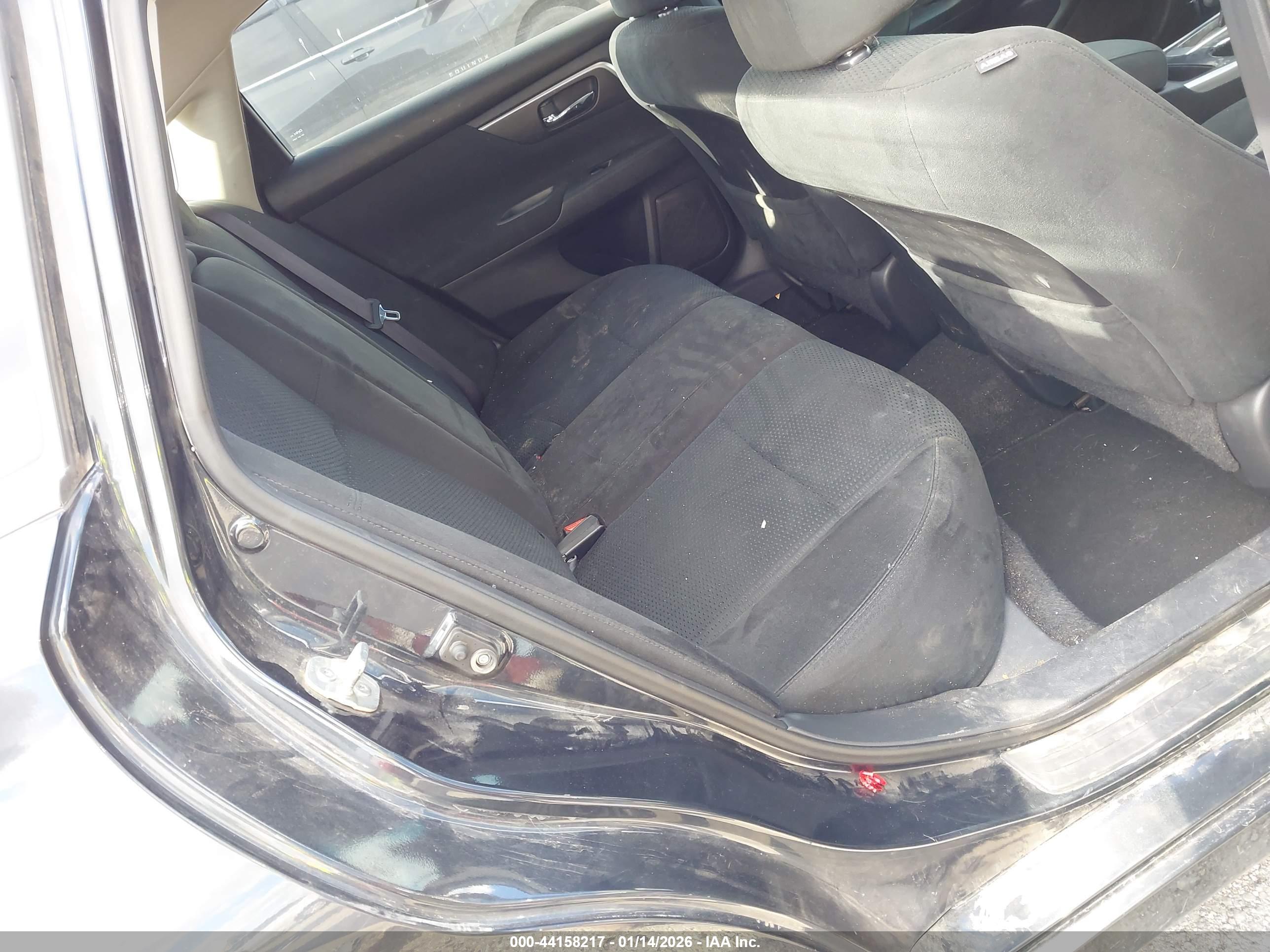 NISSAN ALTIMA image 8