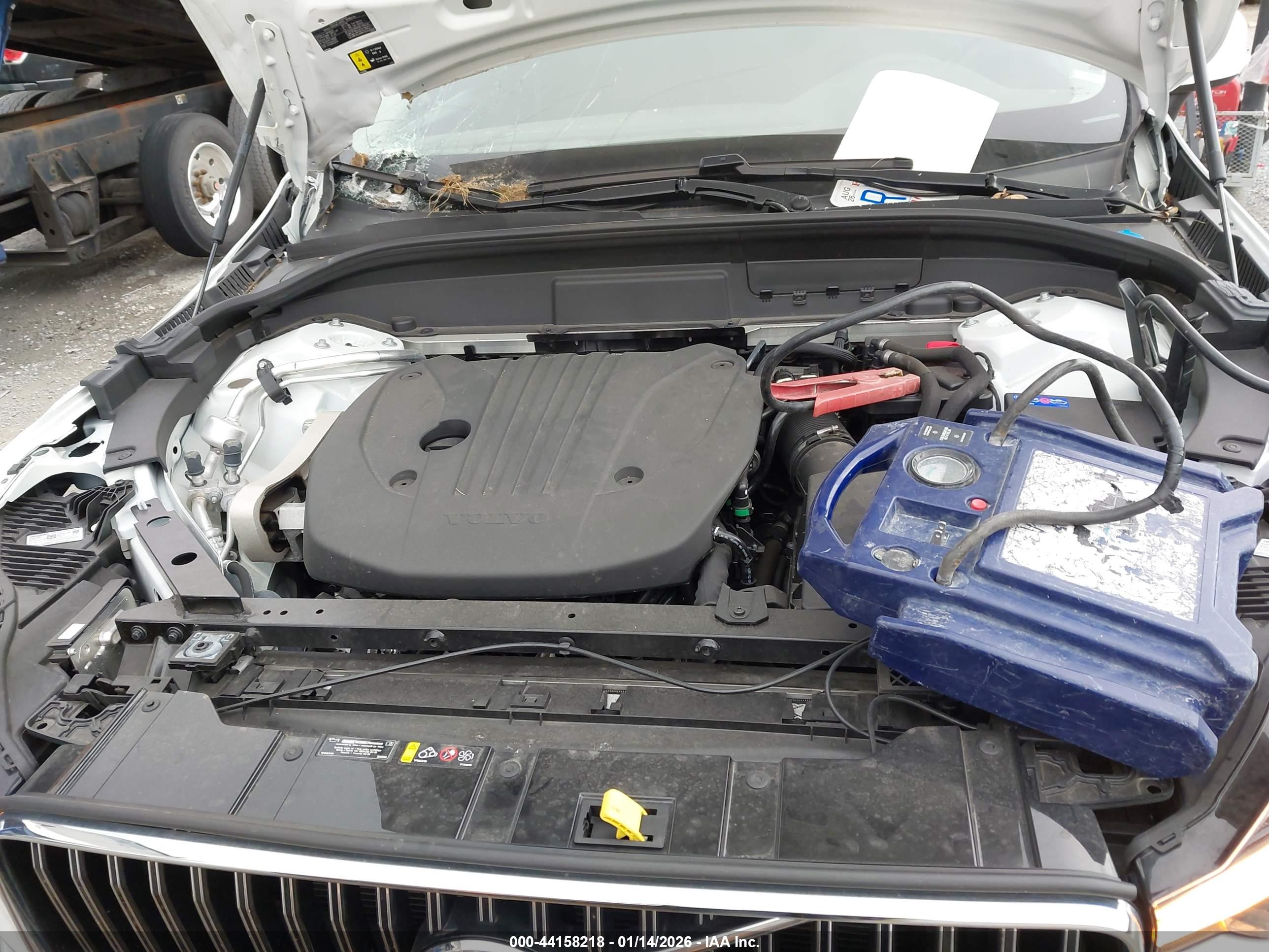 VOLVO XC60 image 10