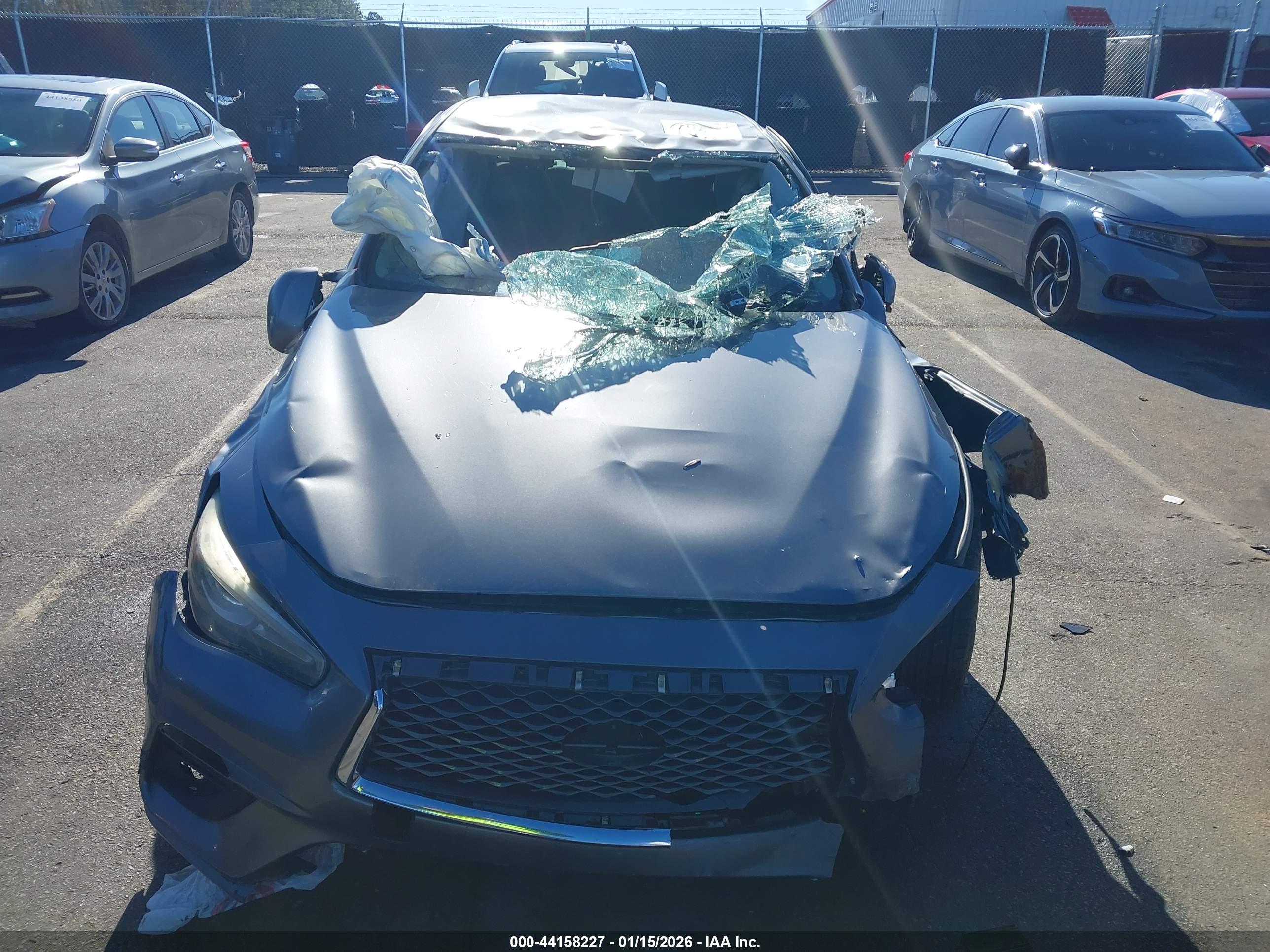 INFINITI Q50 image 6