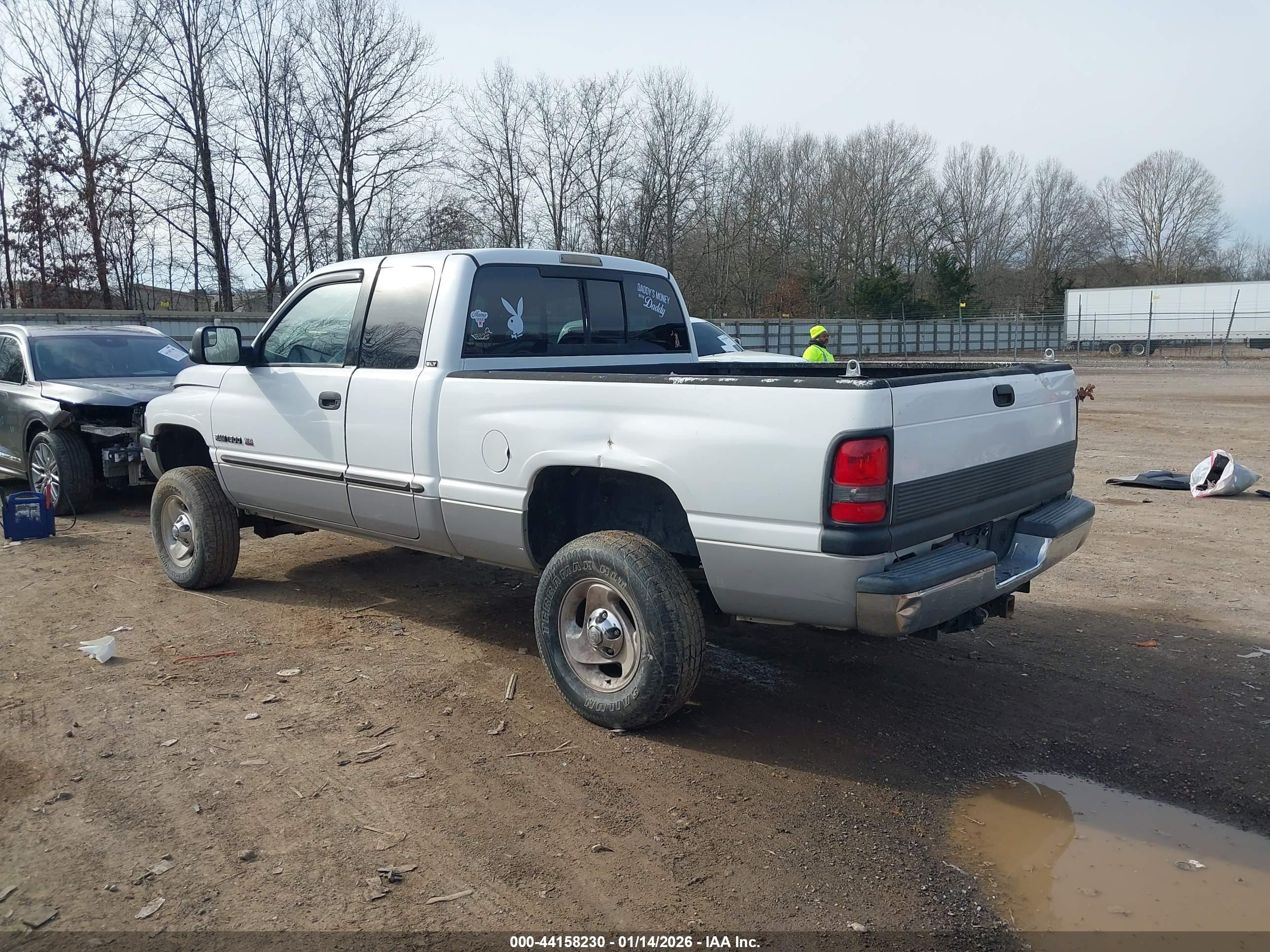 DODGE RAM image 3