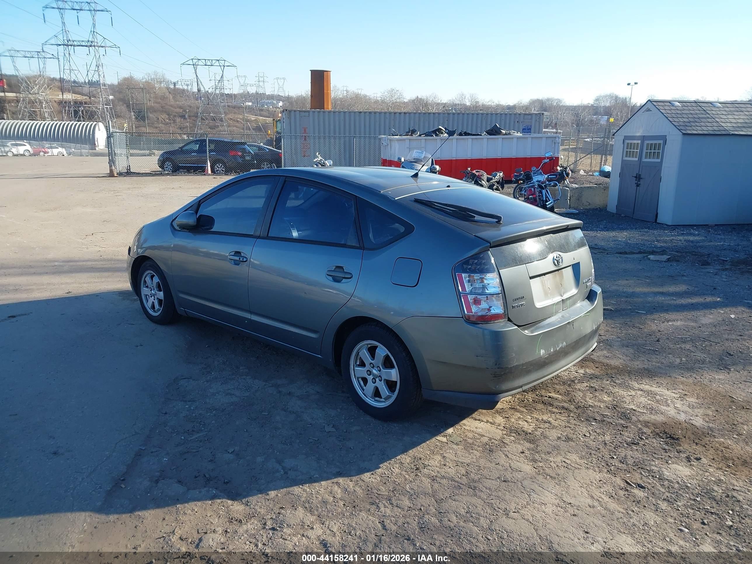 TOYOTA PRIUS image 3