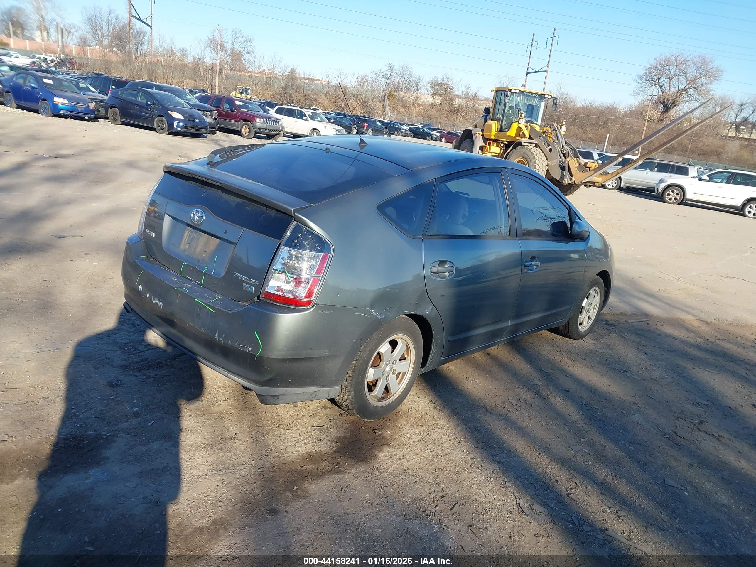 TOYOTA PRIUS image 4