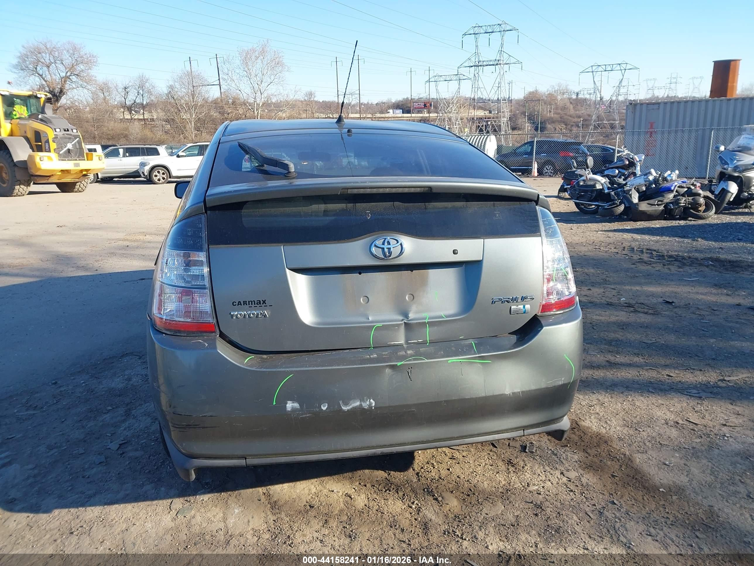 TOYOTA PRIUS image 6