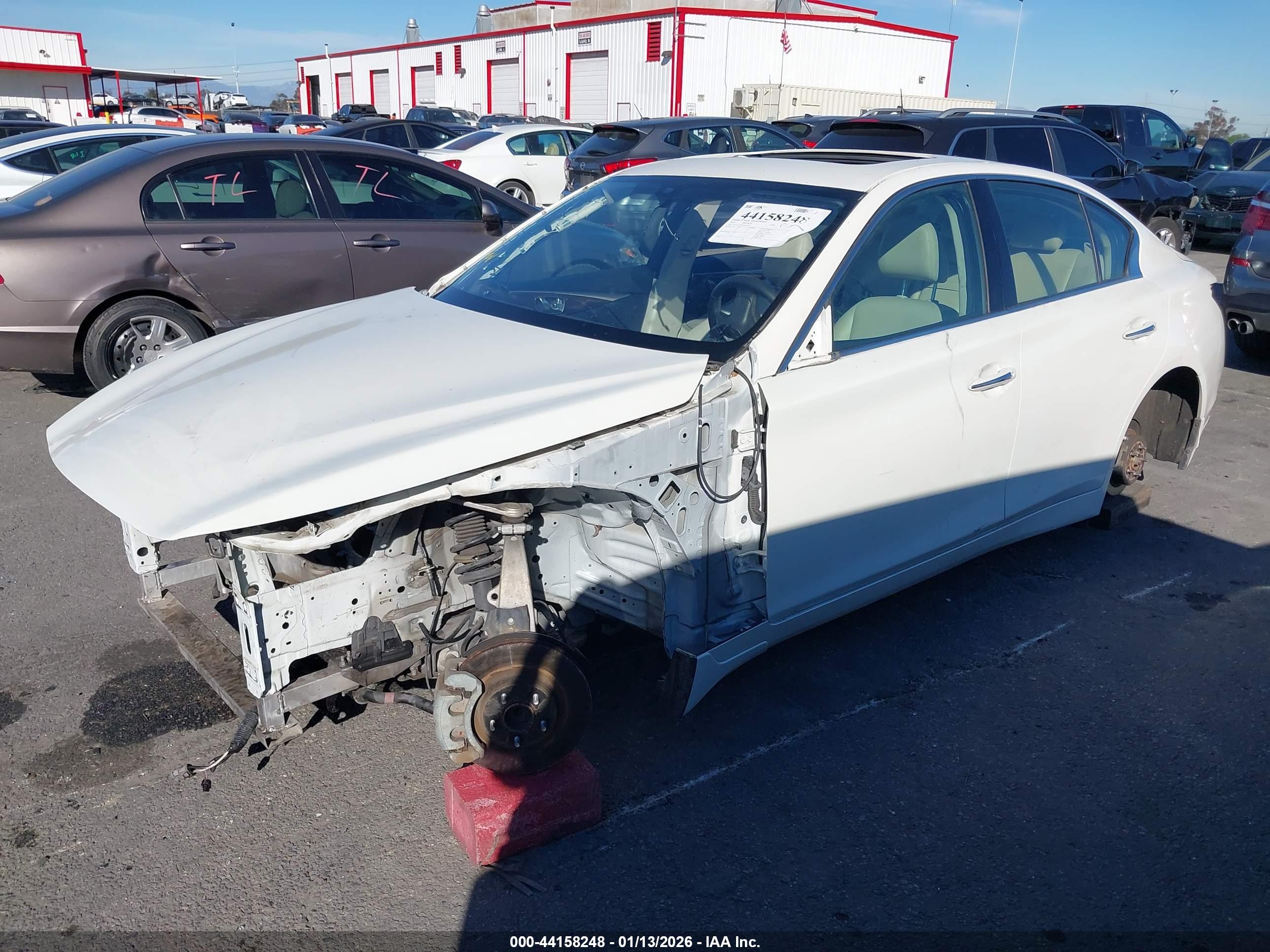 INFINITI Q50 image 2