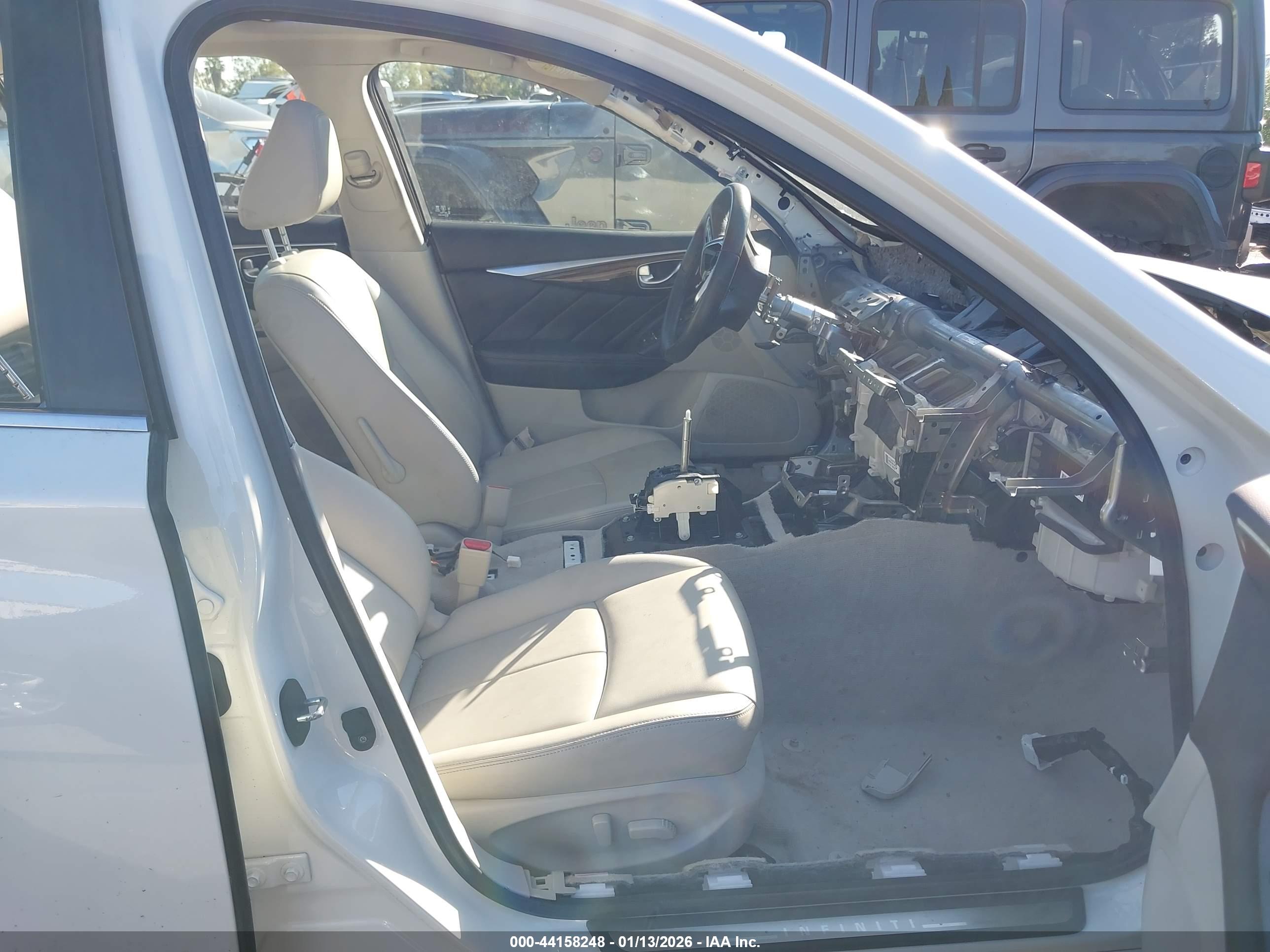 INFINITI Q50 image 5