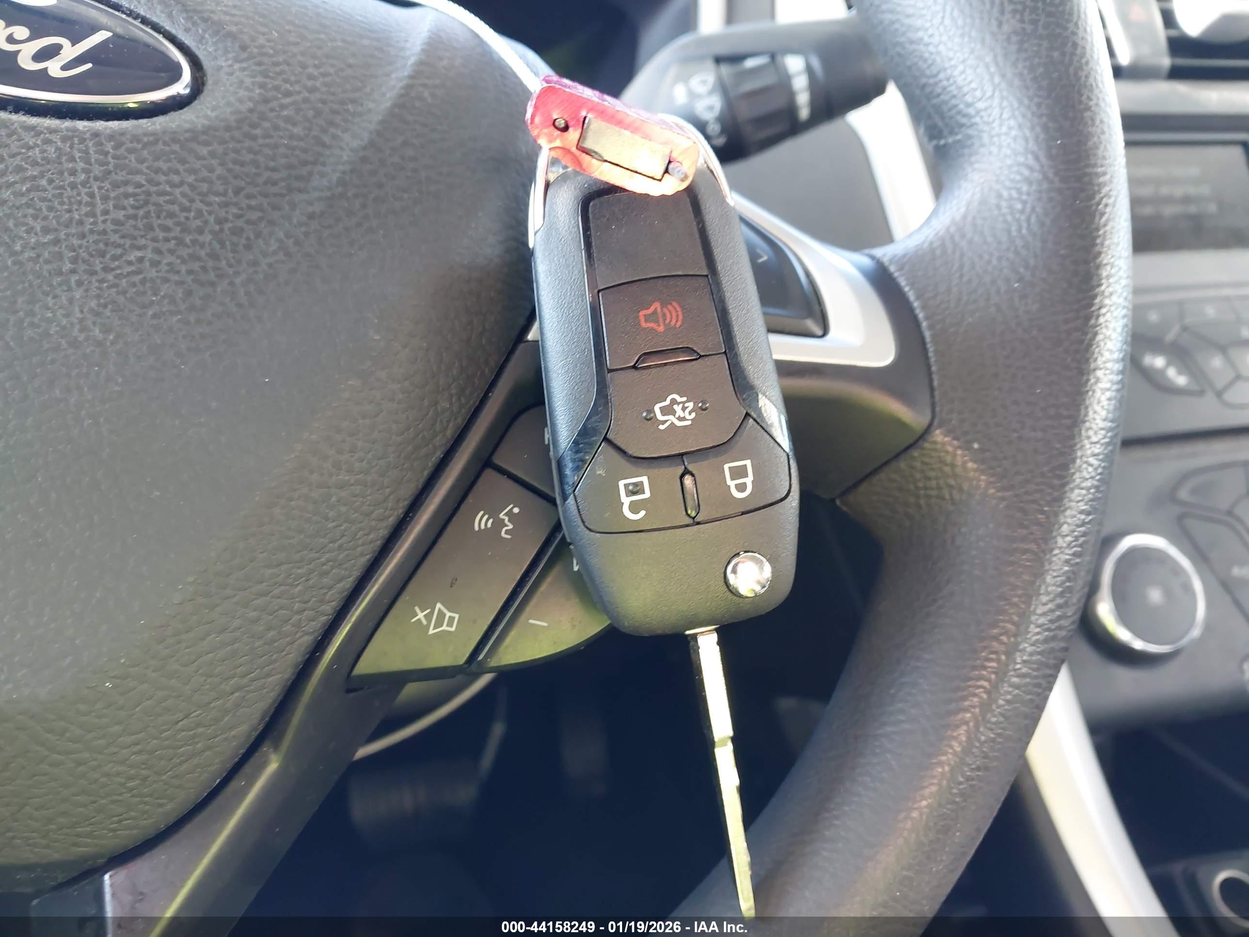 FORD FUSION image 11