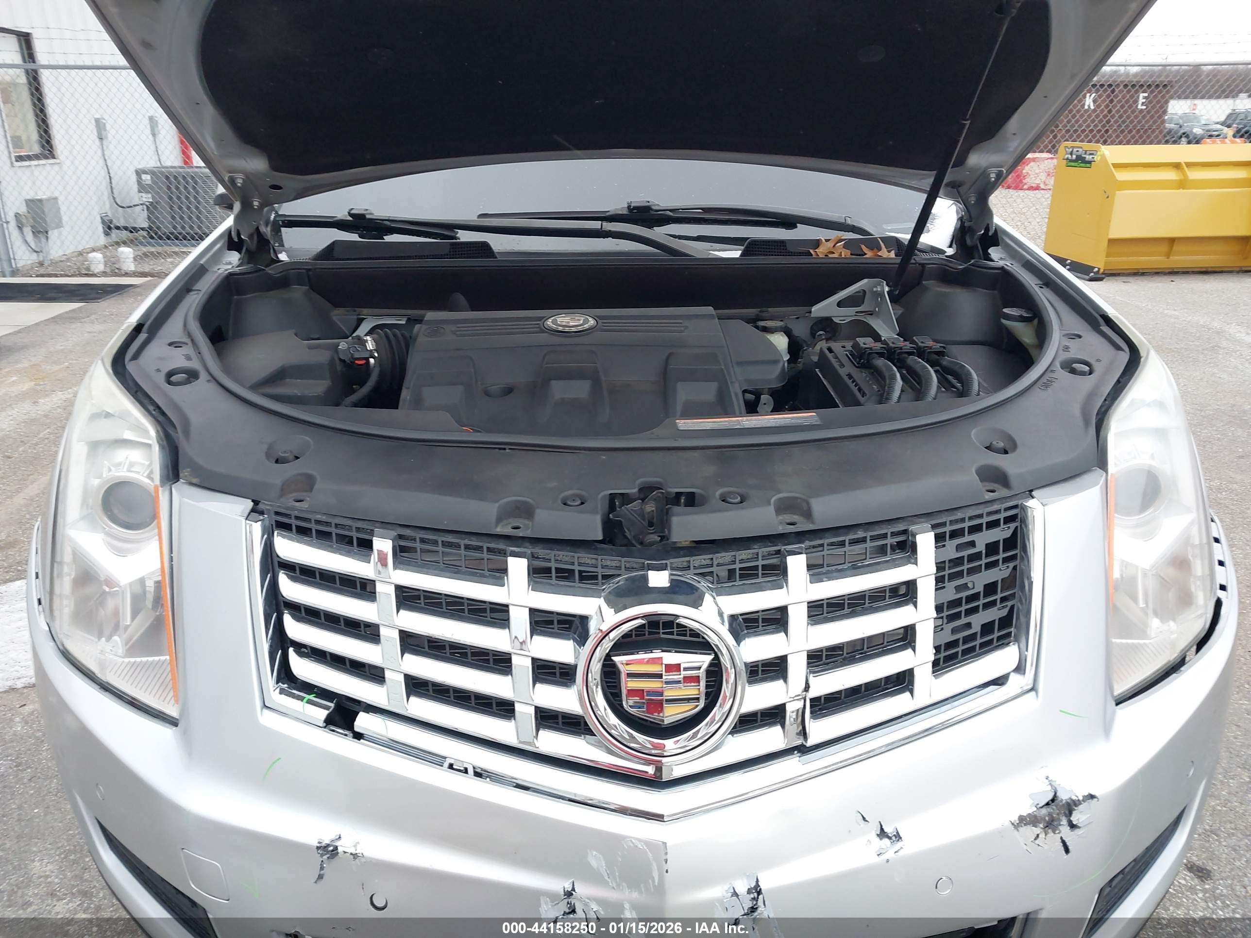 CADILLAC SRX image 10