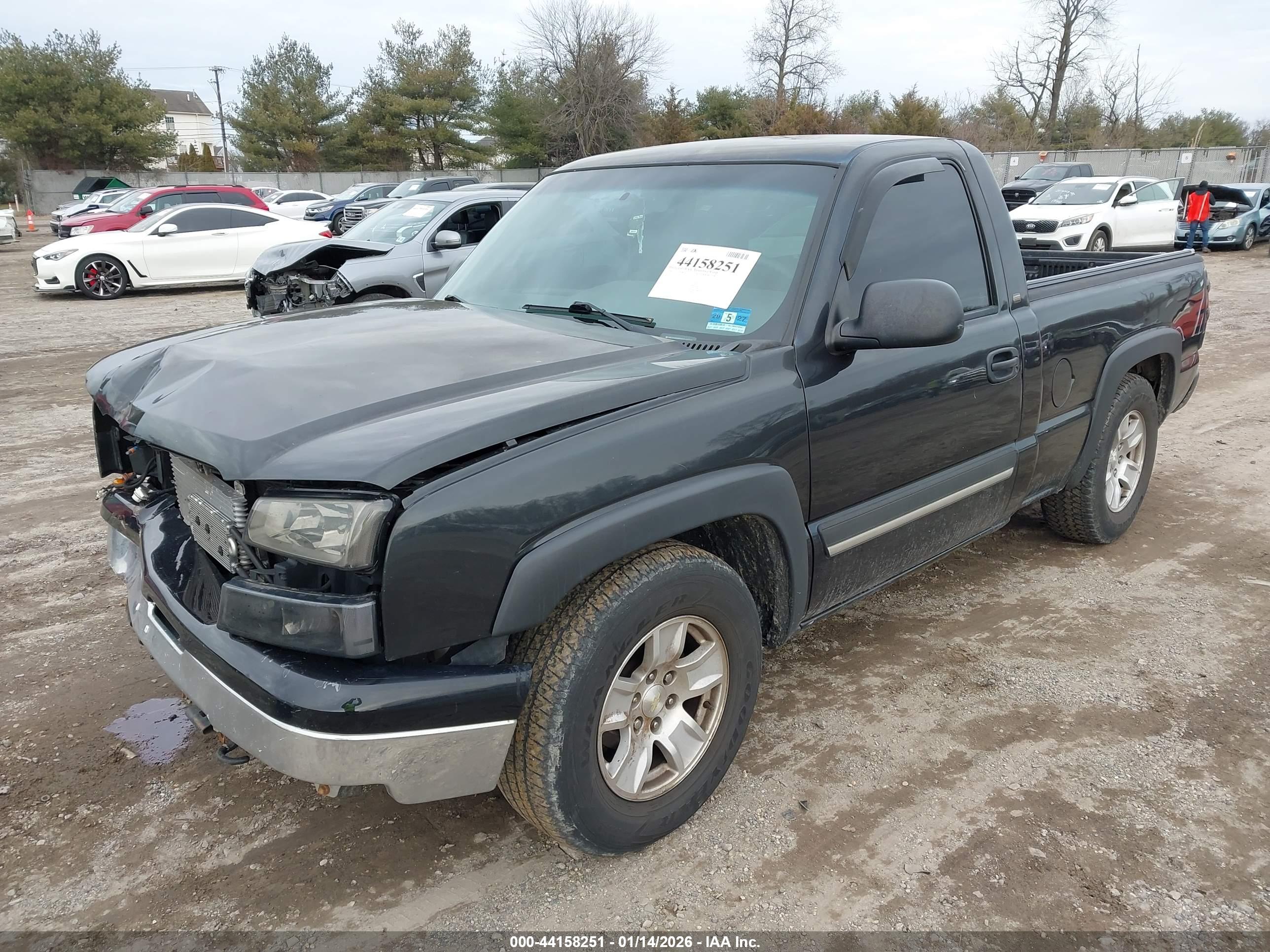 CHEVROLET SILVERADO image 2