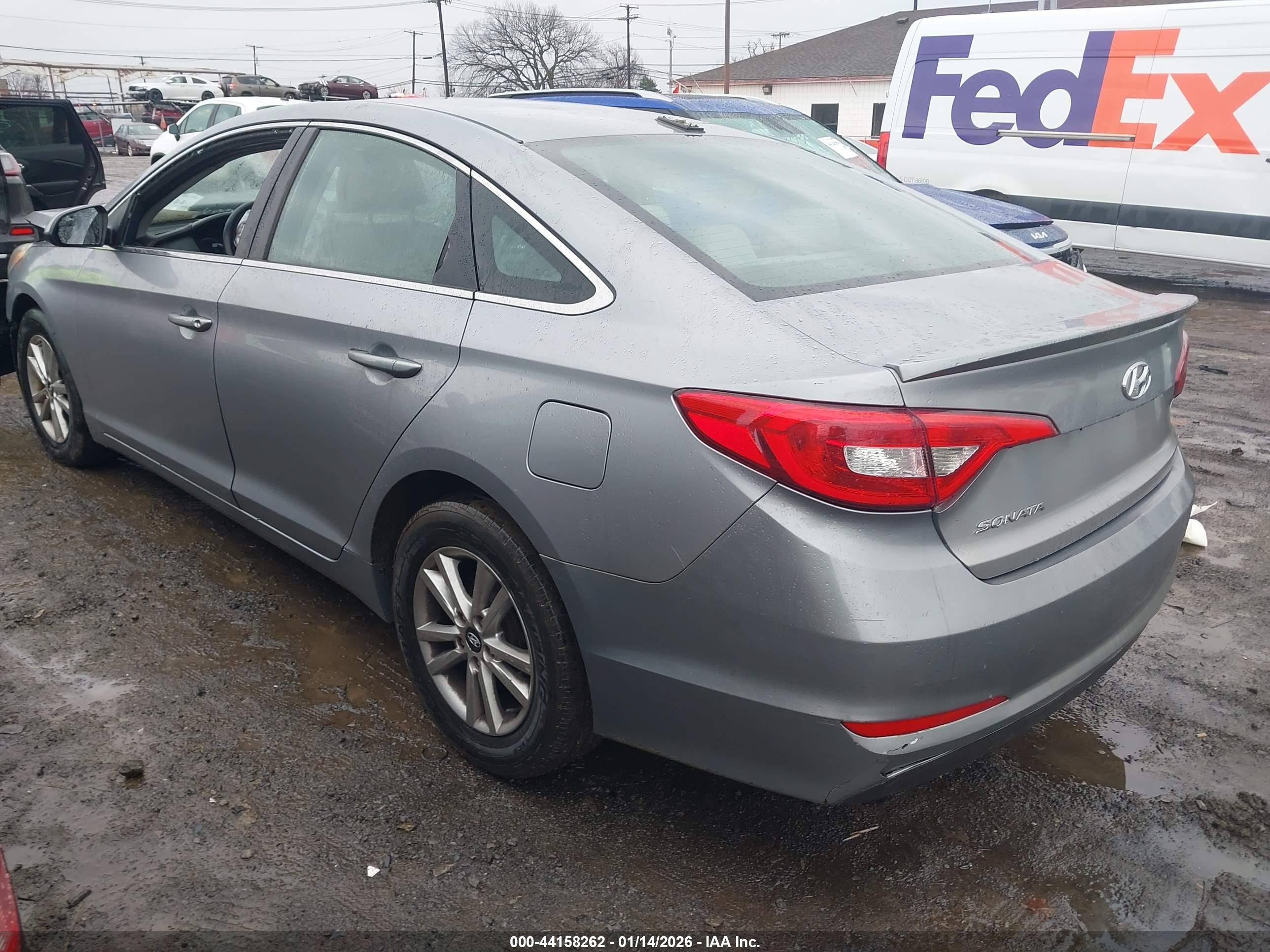 HYUNDAI SONATA image 3