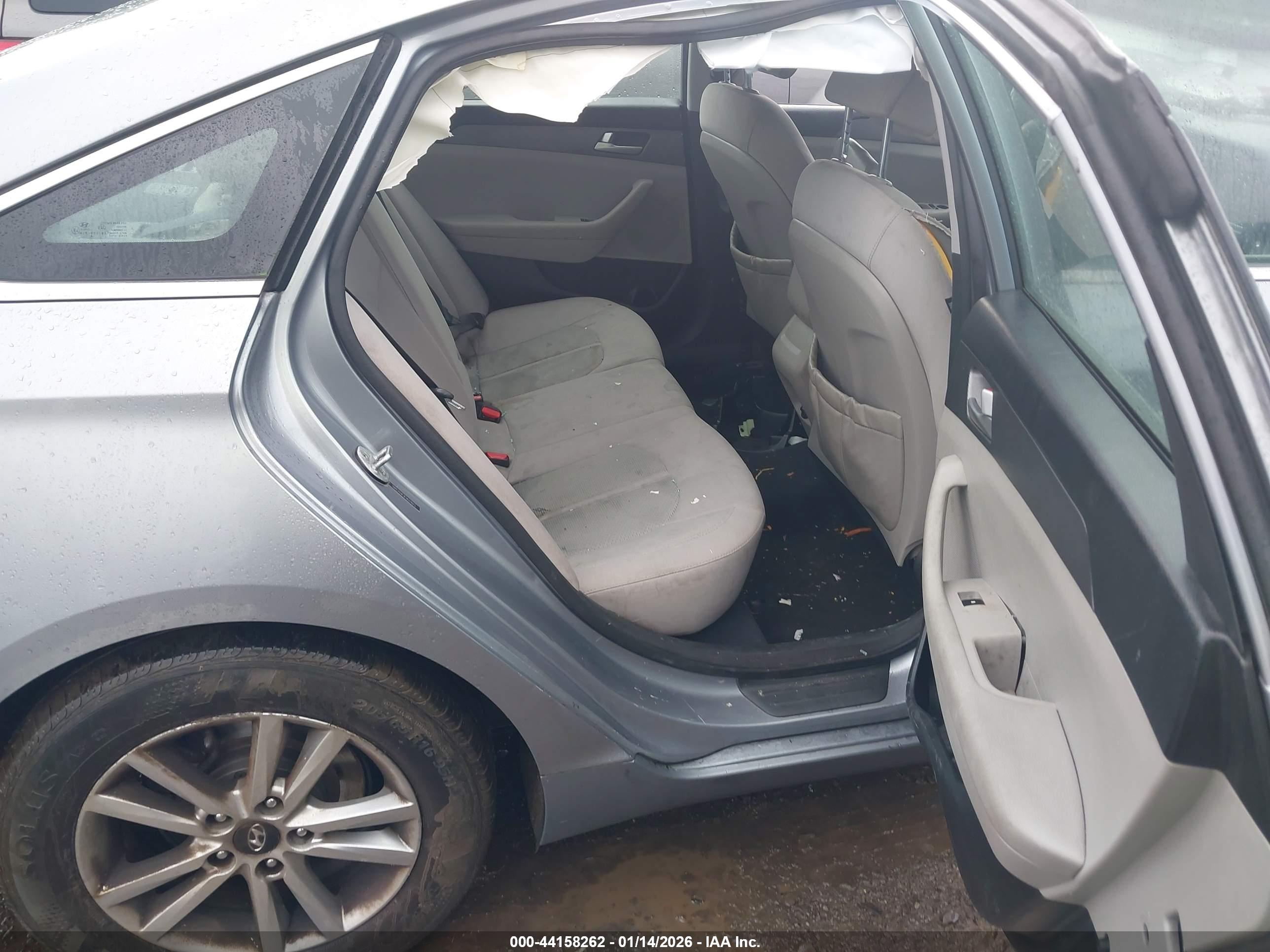 HYUNDAI SONATA image 8