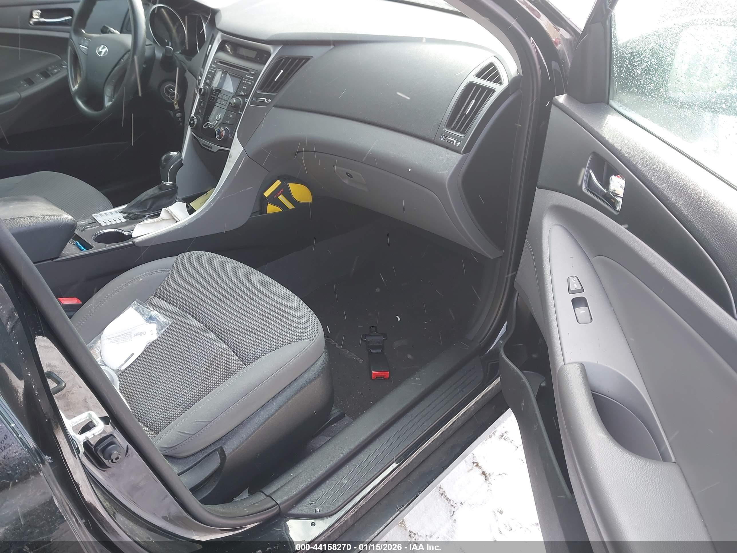 HYUNDAI SONATA image 5