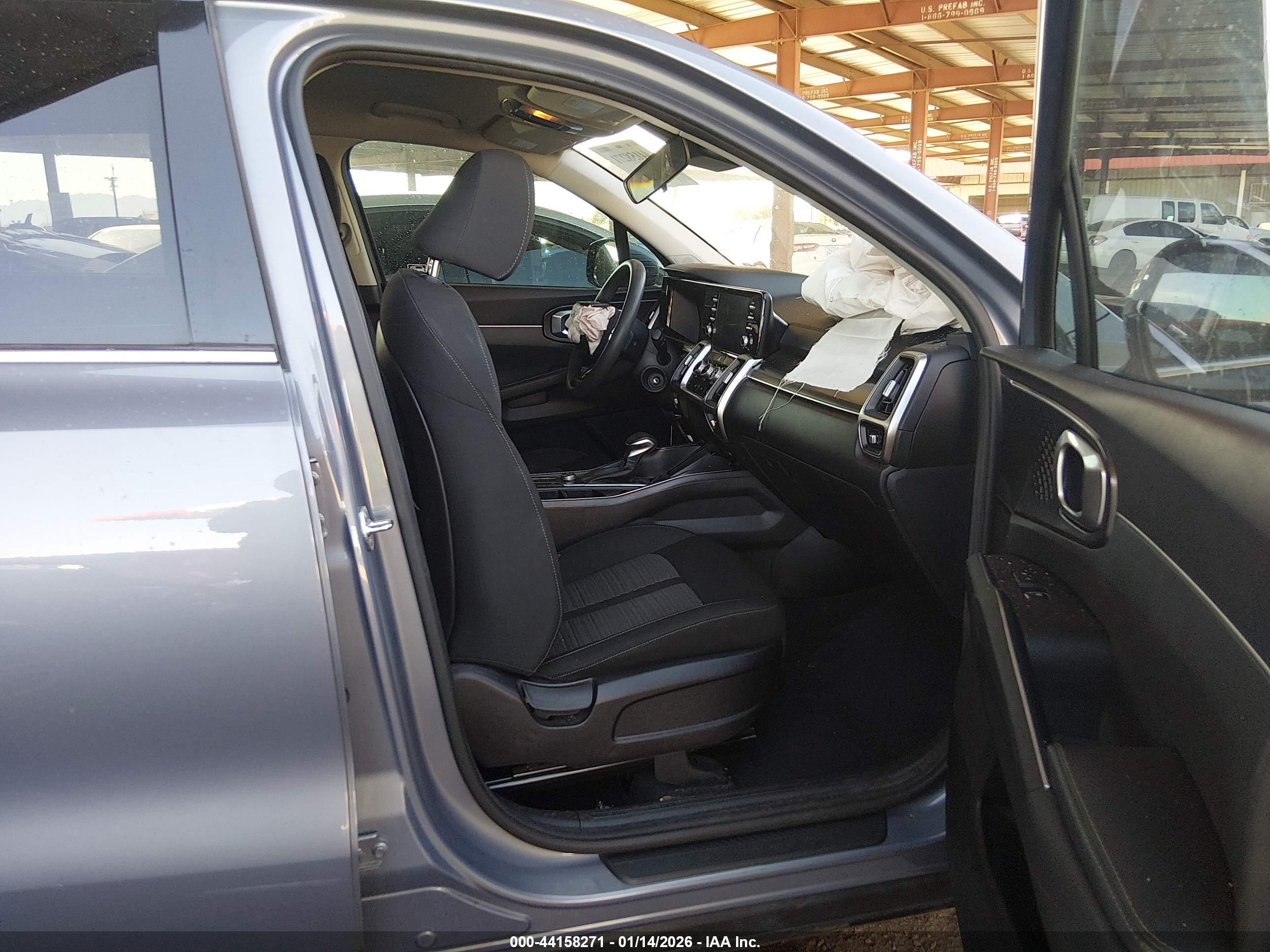 KIA SORENTO image 5