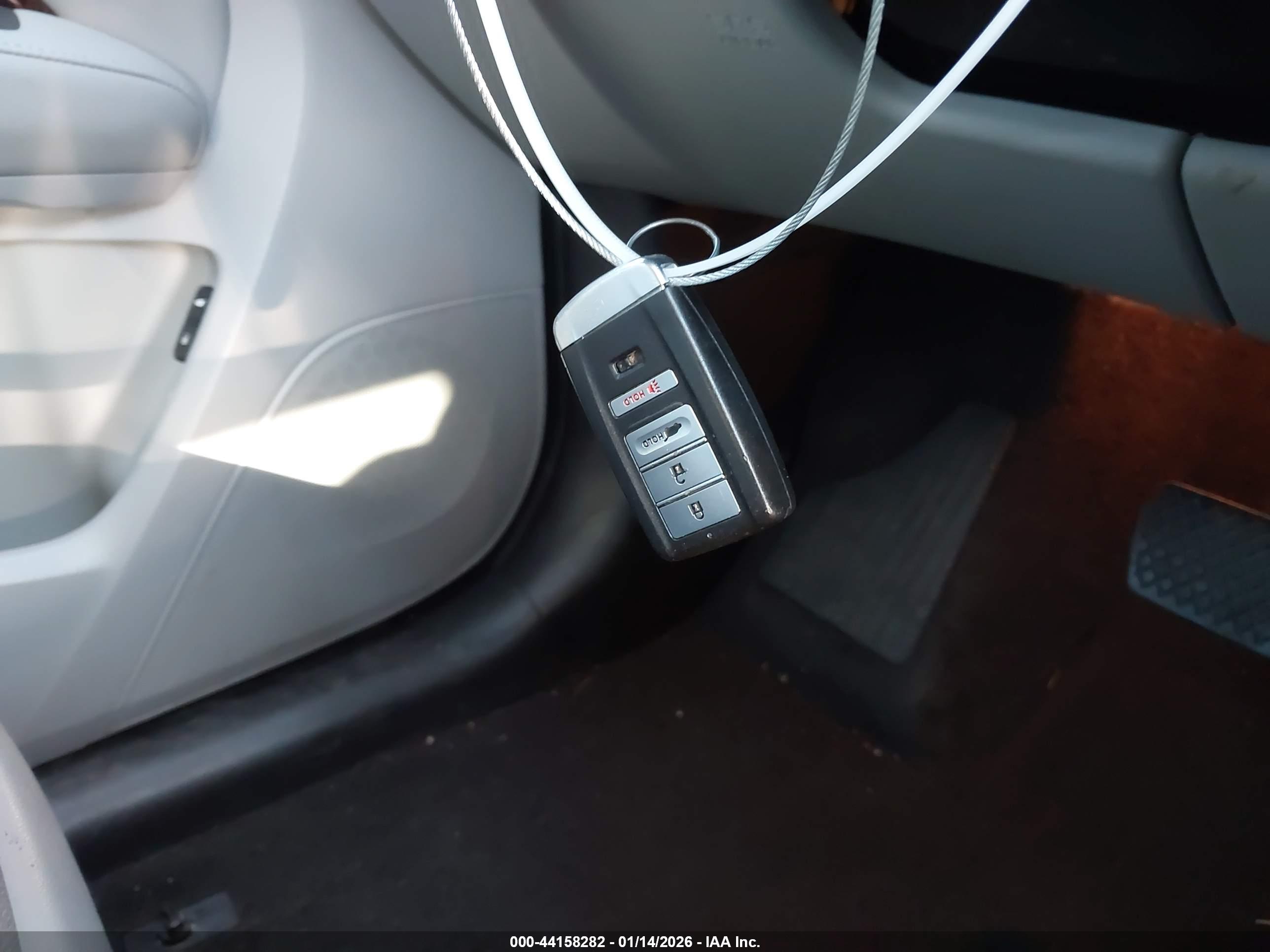 ACURA MDX image 11