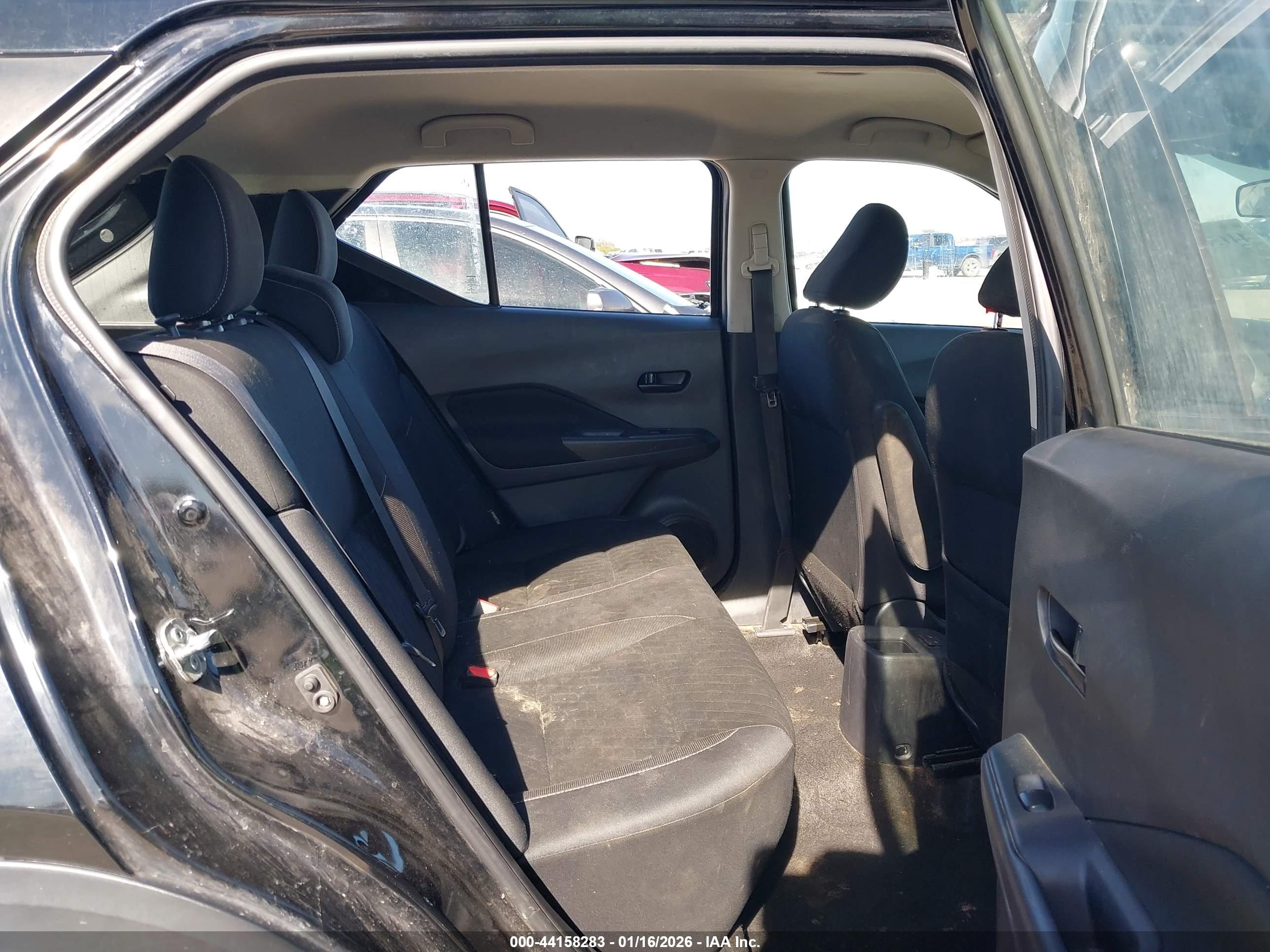 NISSAN KICKS image 8