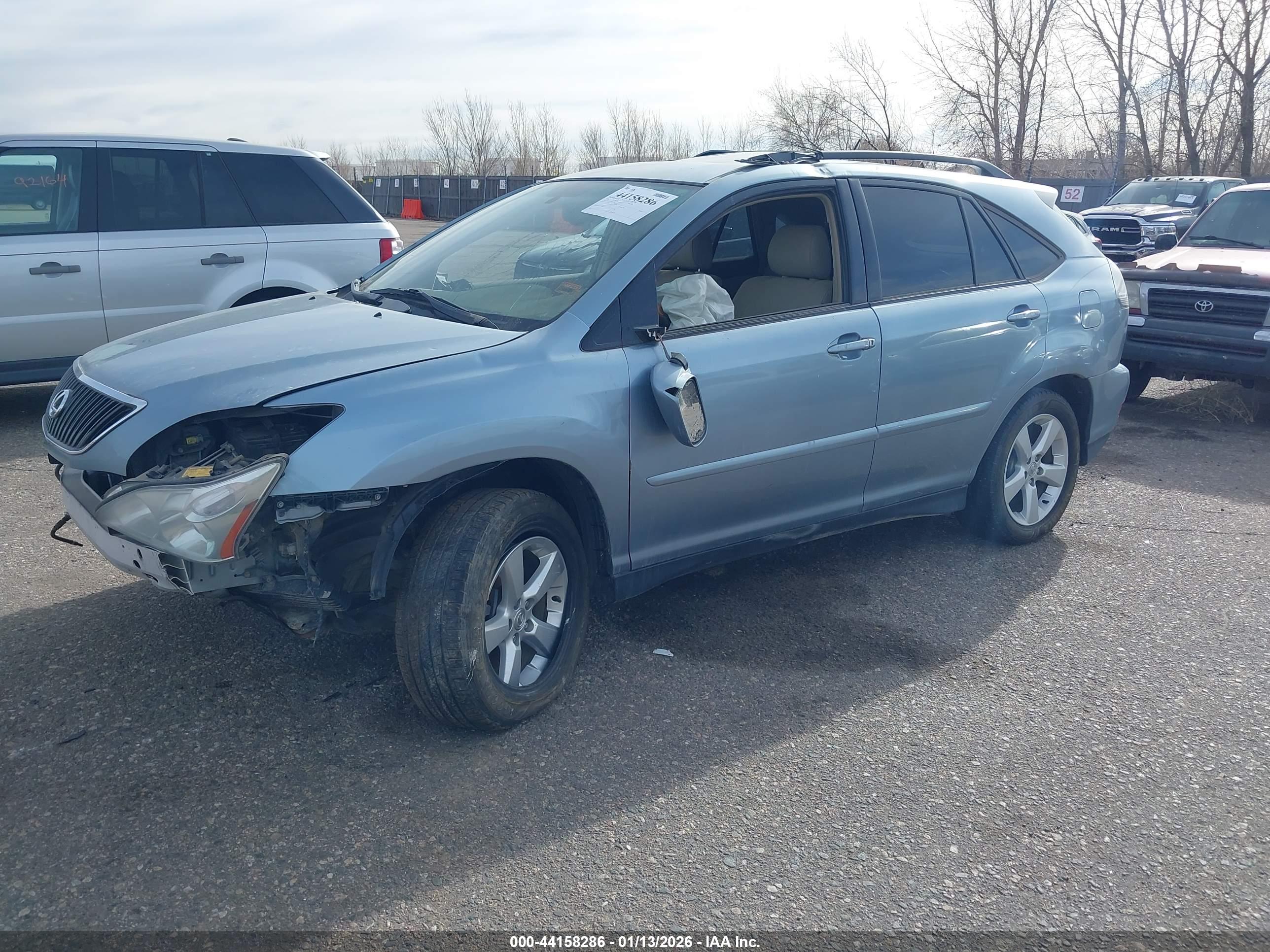 LEXUS RX image 2